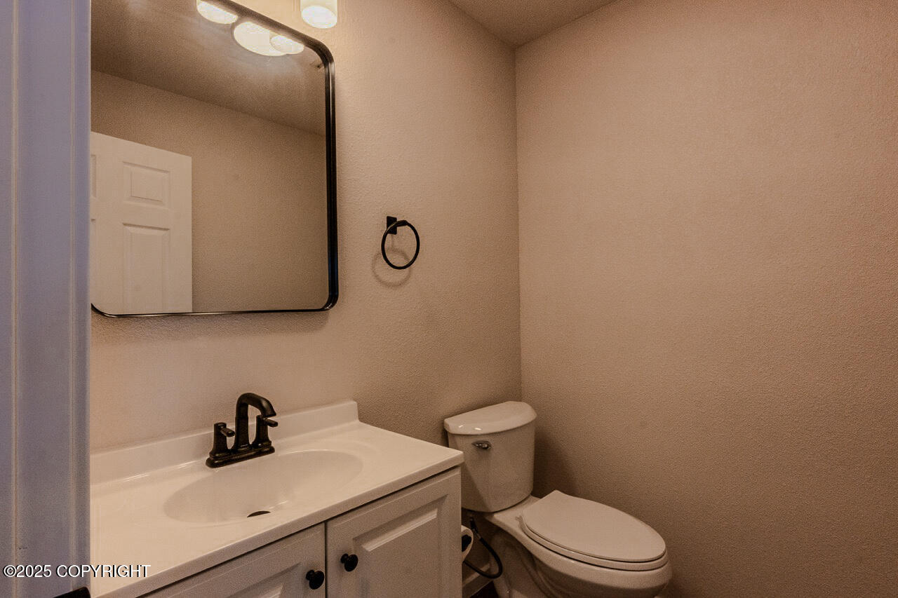 42016 Dolly Varden Way Property Photo 16