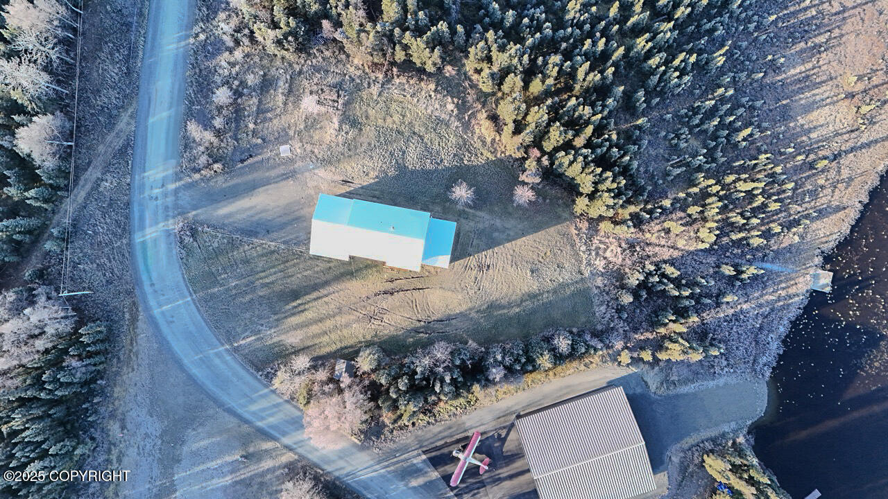 42016 Dolly Varden Way Property Photo 33