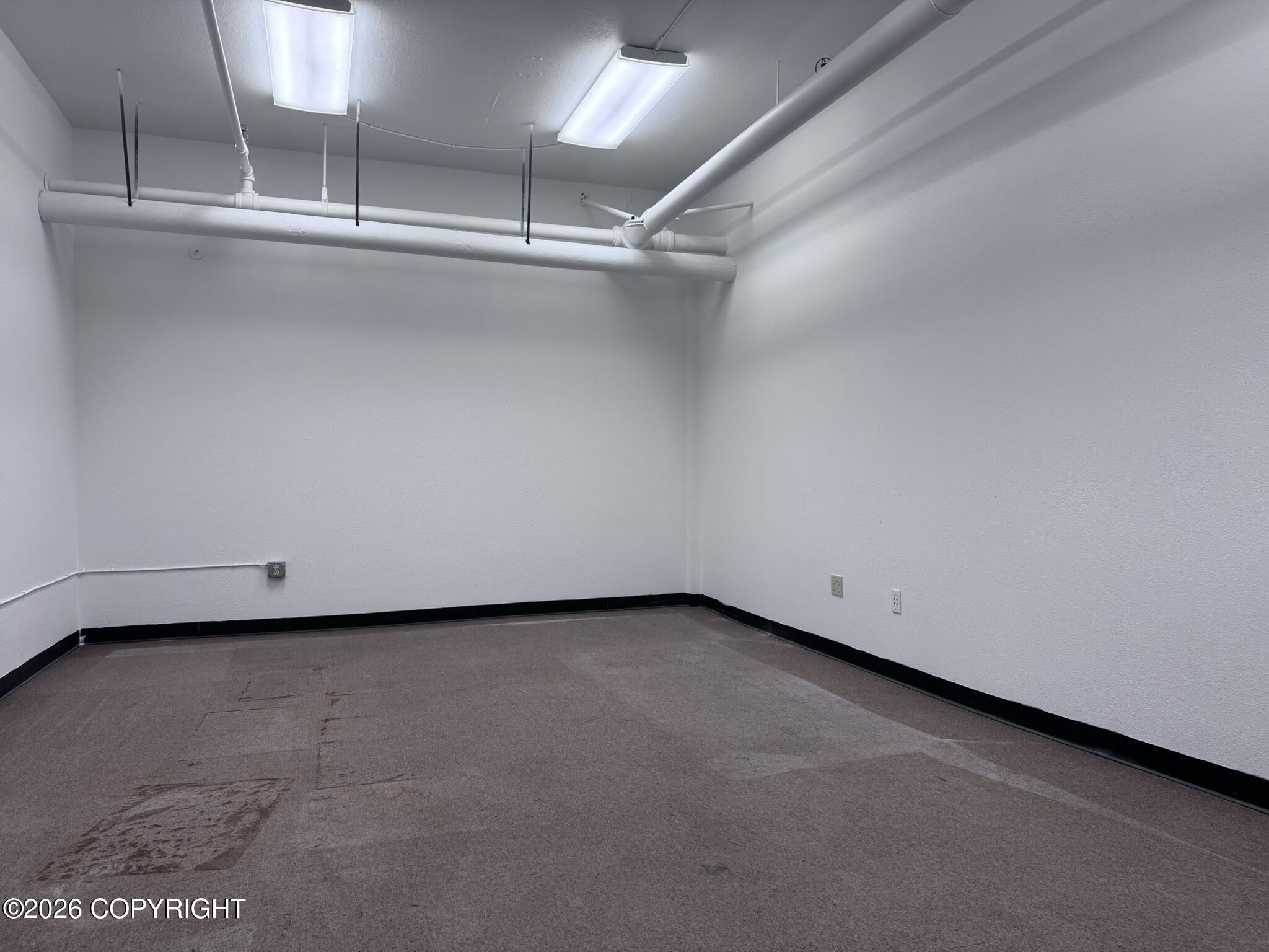 443 E 4th Avenue Property Photo 14