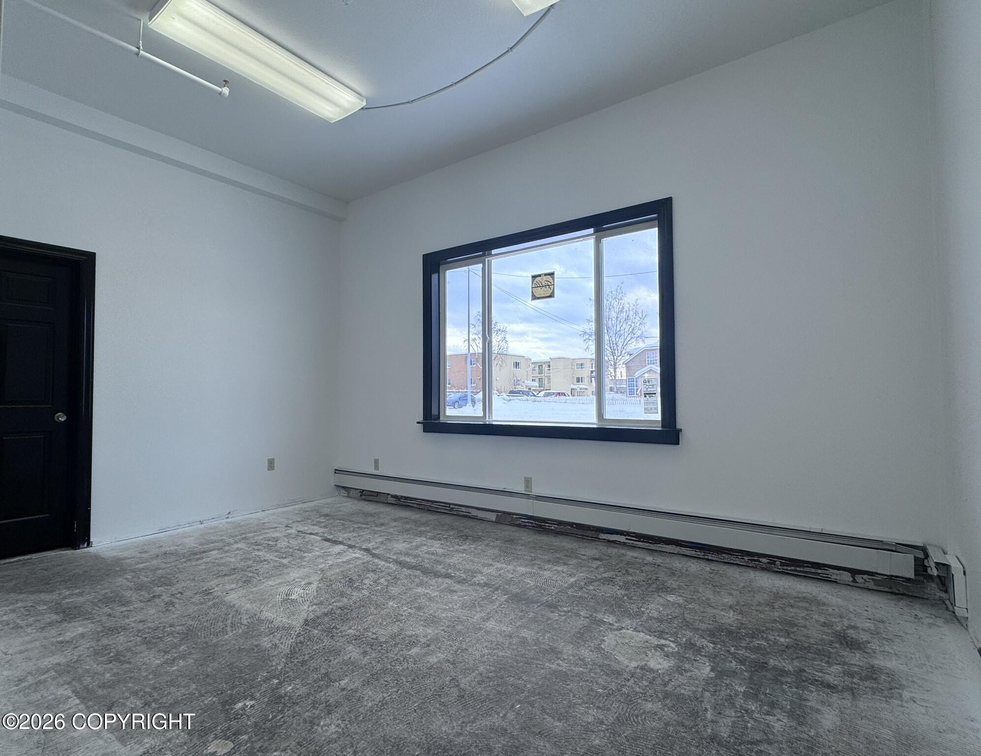 443 E 4th Avenue Property Photo 22