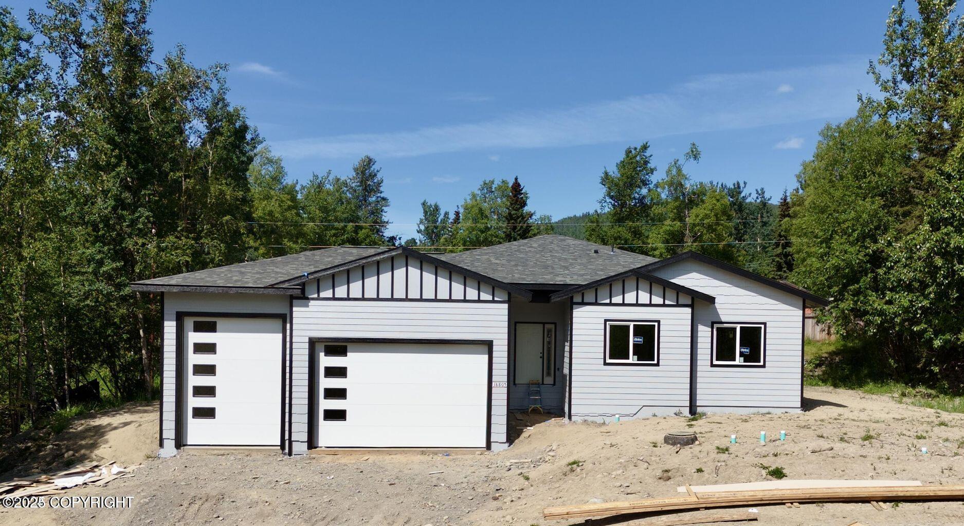 4259 E Harman Loop Property Photo 2