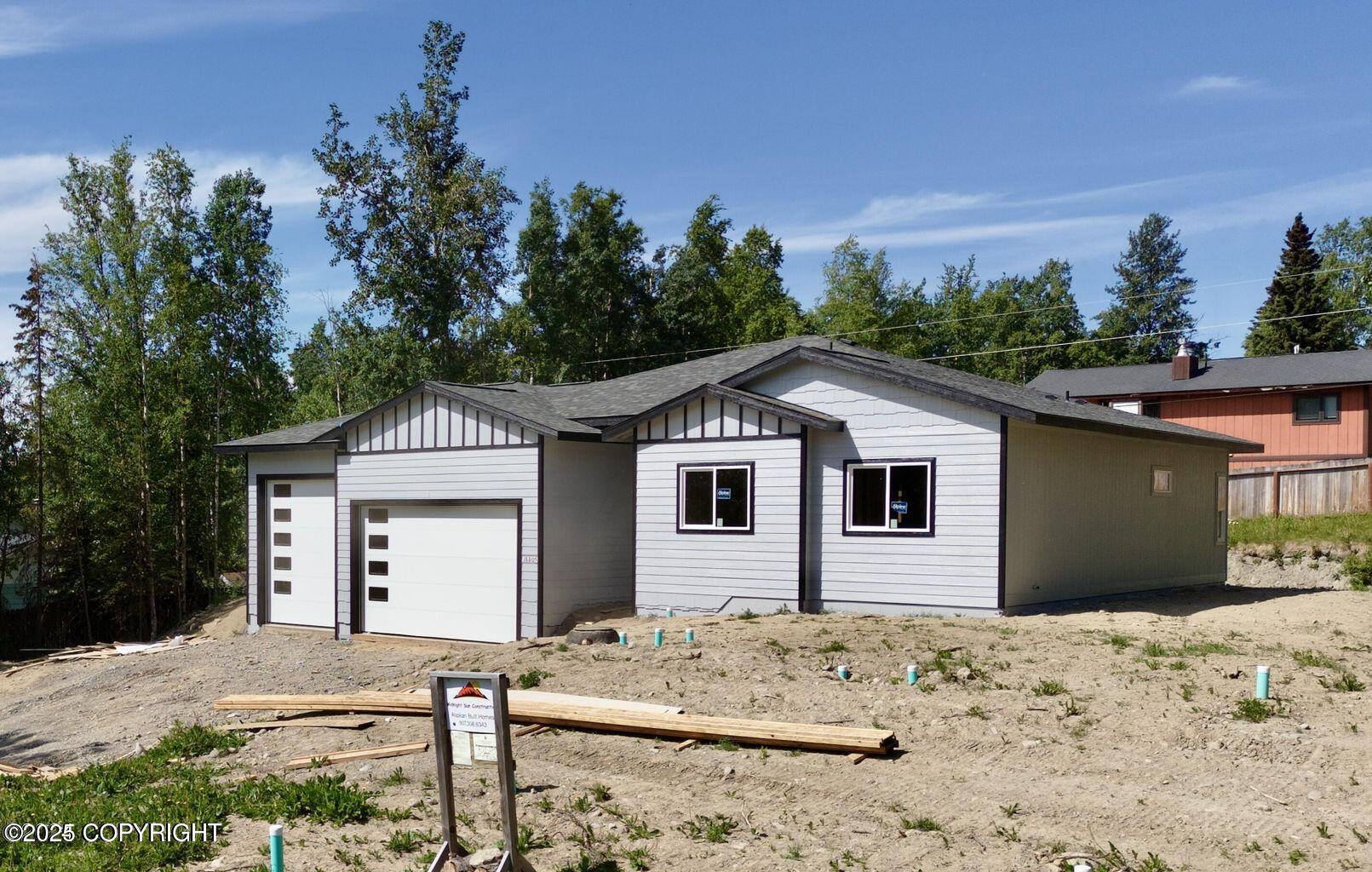 4259 E Harman Loop Property Photo 3