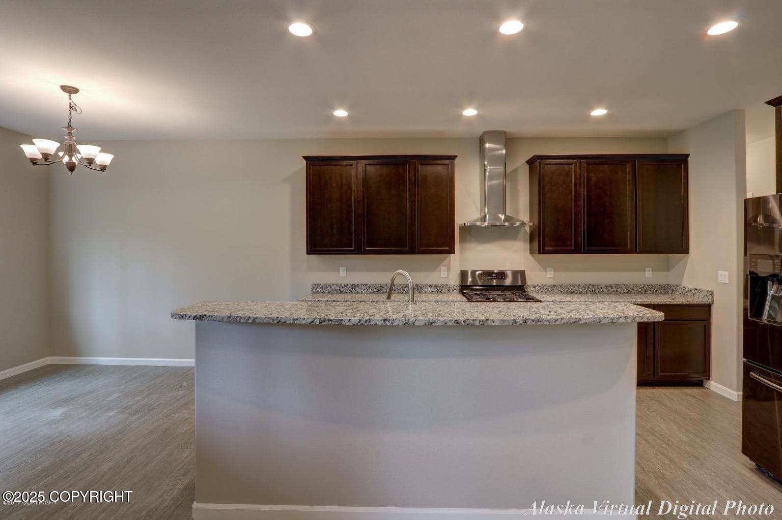 4121 E Harman Loop Property Photo 12
