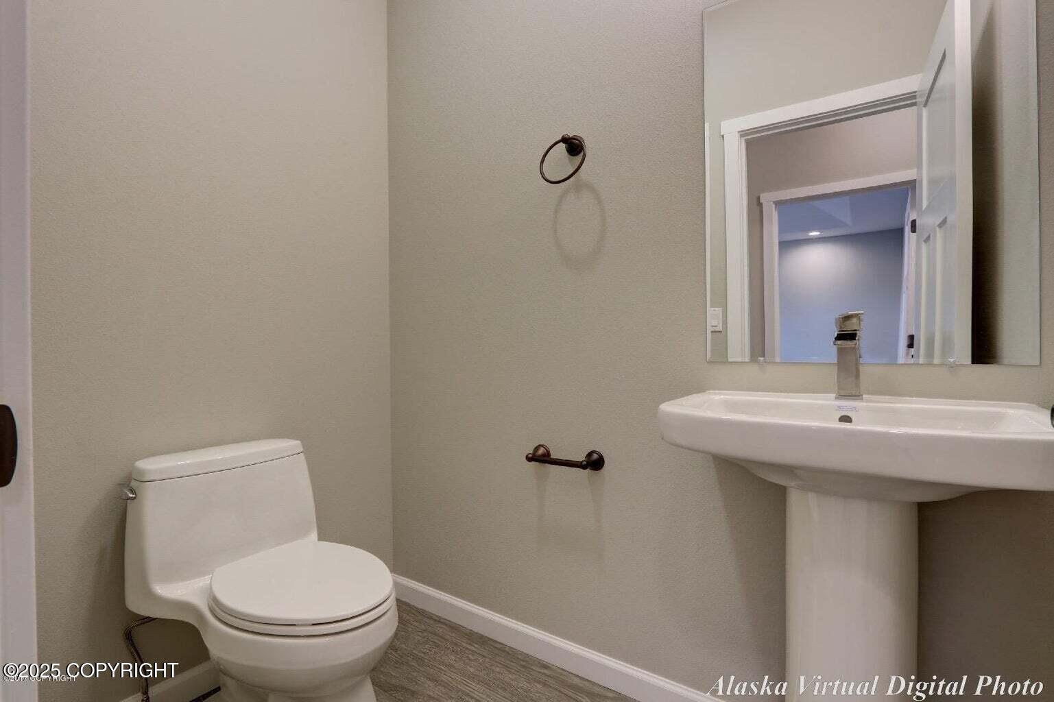 4121 E Harman Loop Property Photo 23