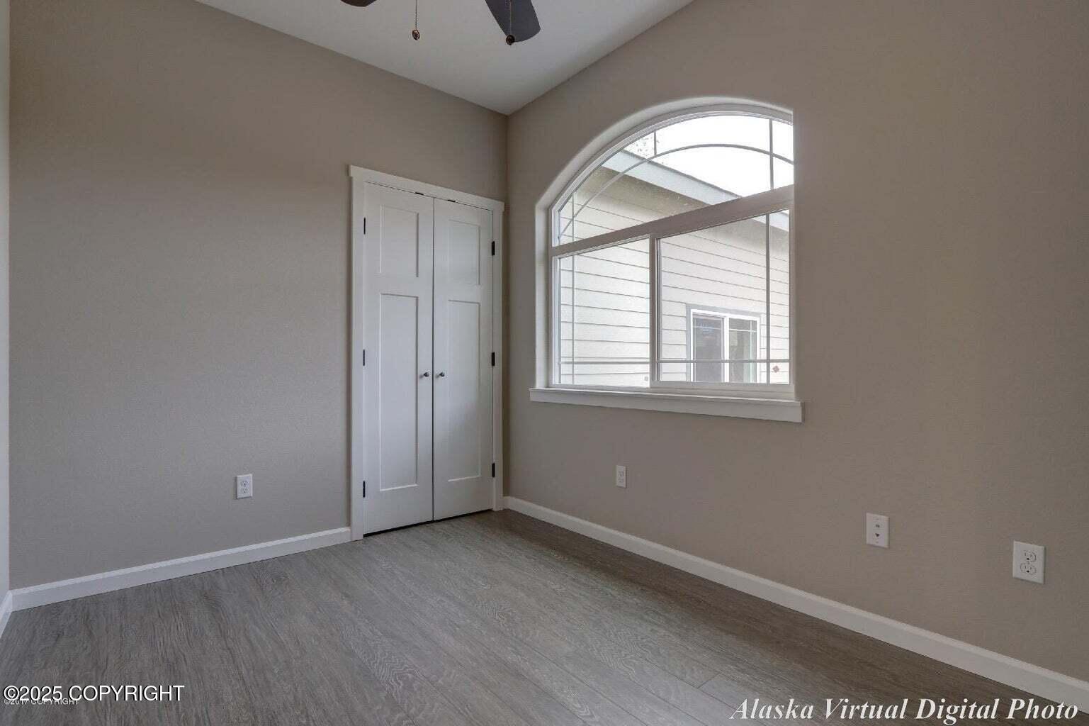 4121 E Harman Loop Property Photo 26