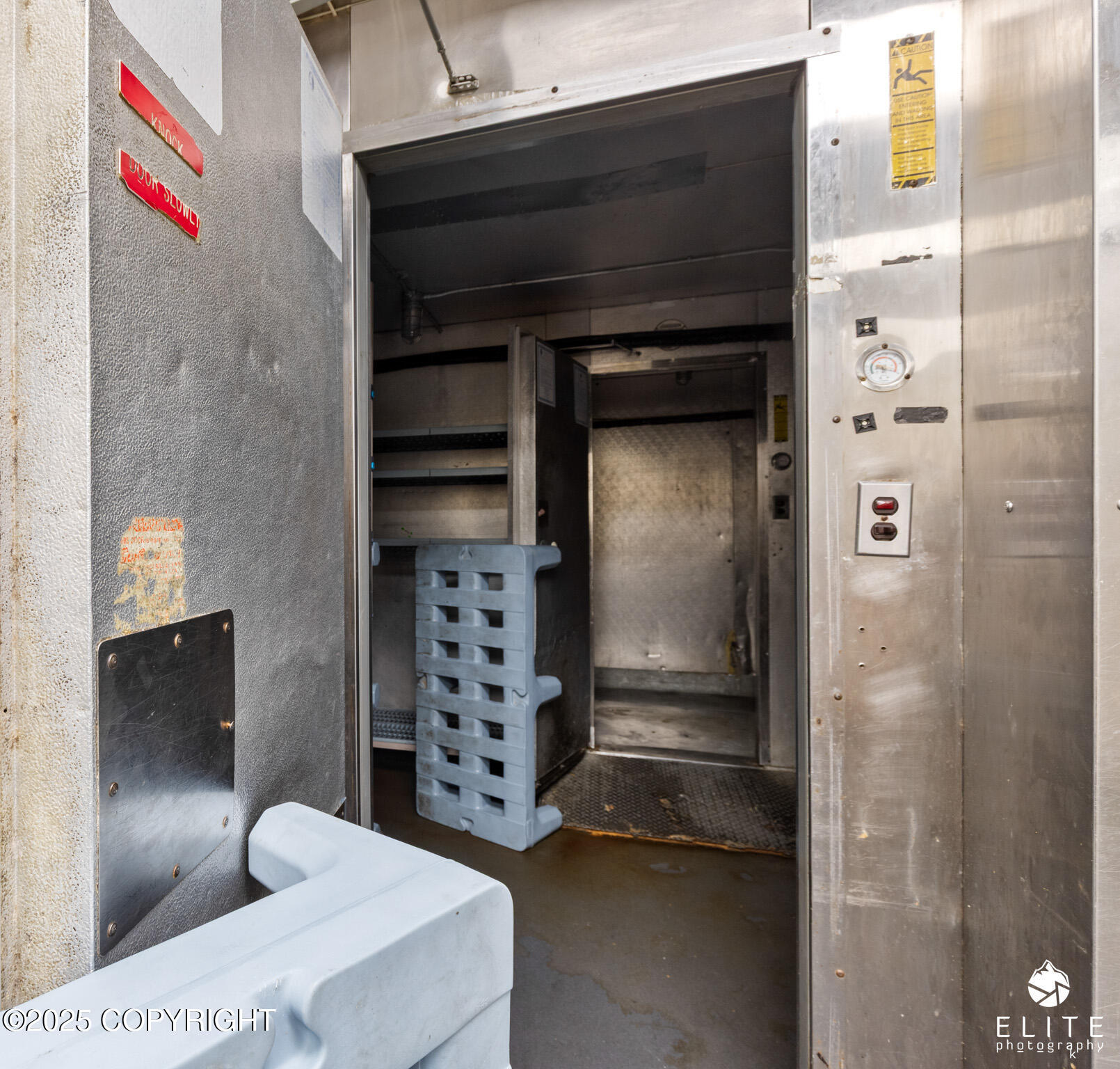4407 Spenard Road Property Photo 20