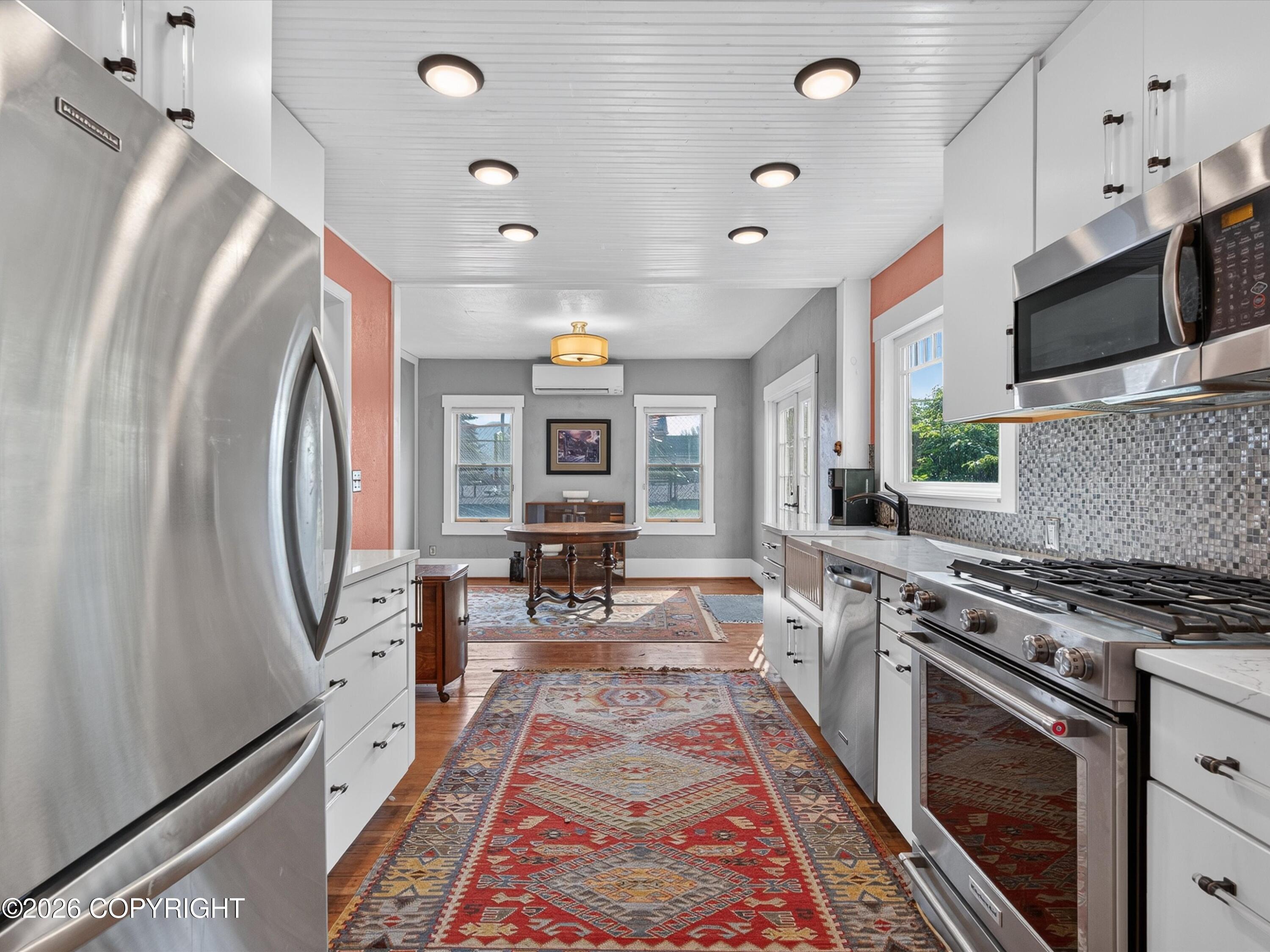 525 Grant Street Property Photo 12