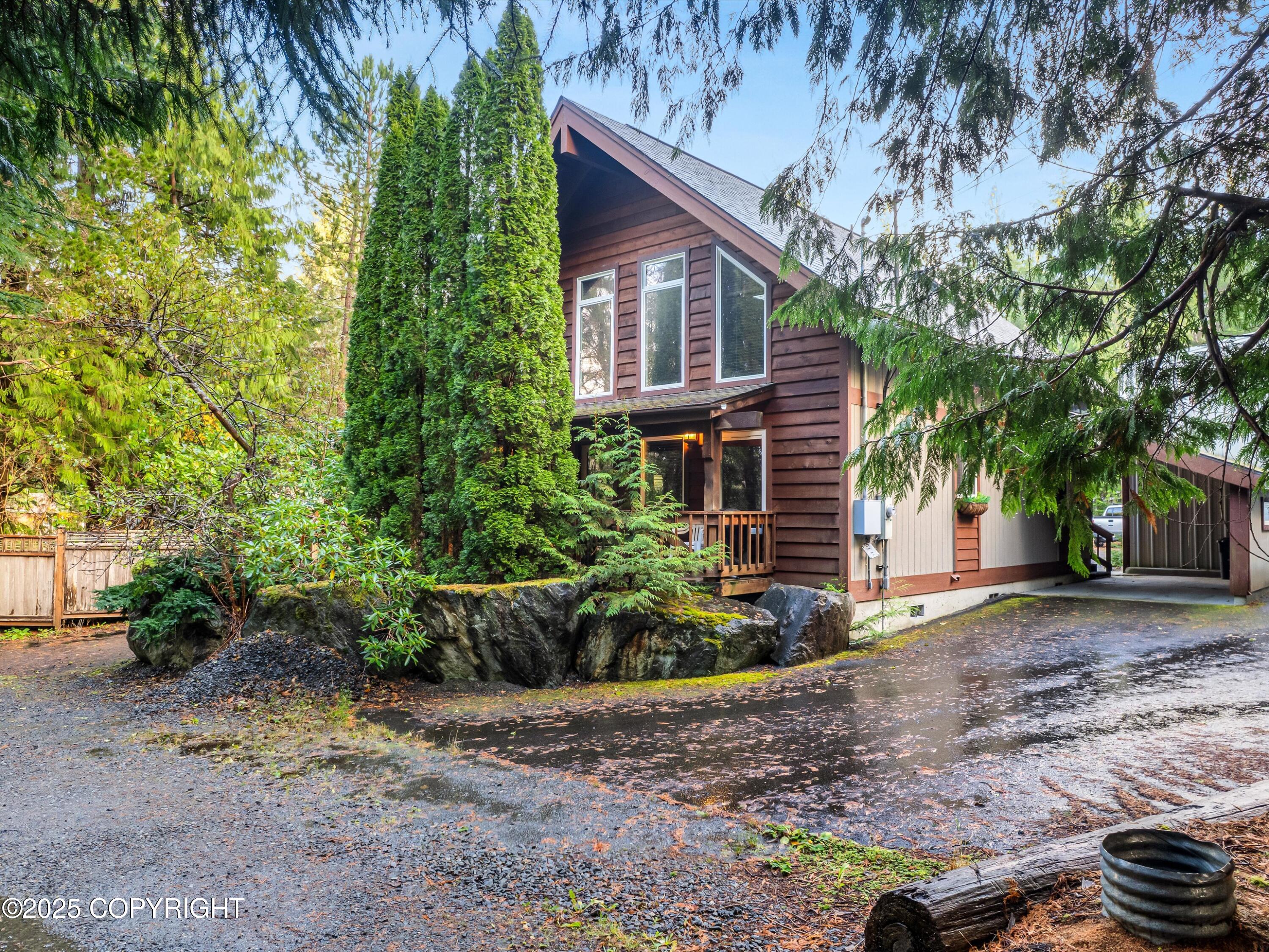 277 Huddle Road Property Photo 4