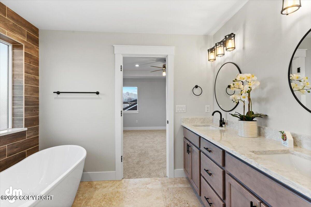 2206 S Sanctuary Drive Property Photo 12