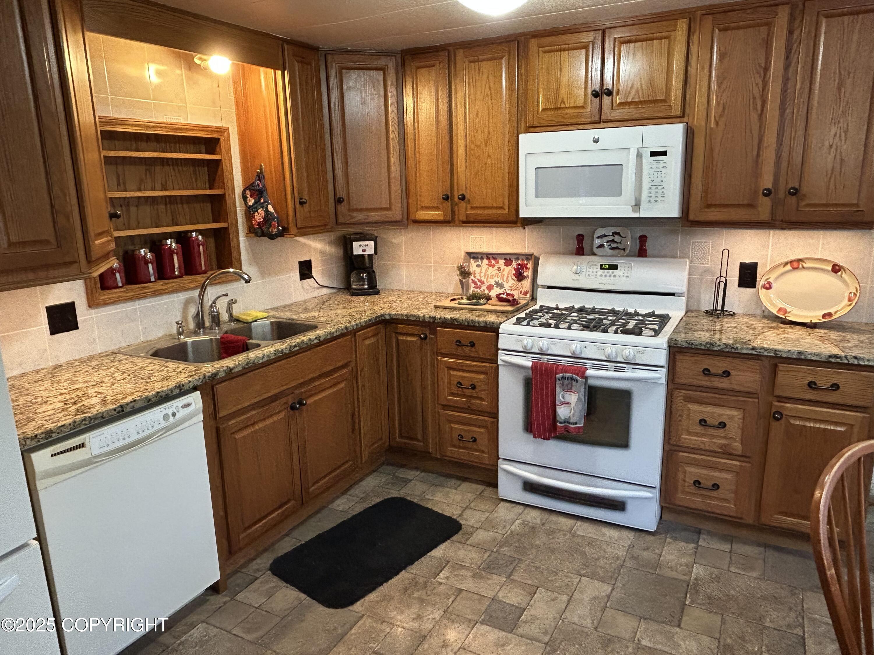 38659 S Ruby Circle Property Photo 13