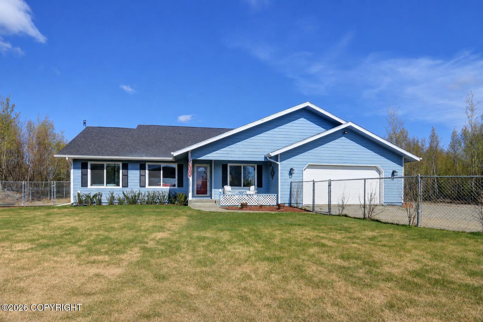 528 N Beaver Lake Road Property Photo 1