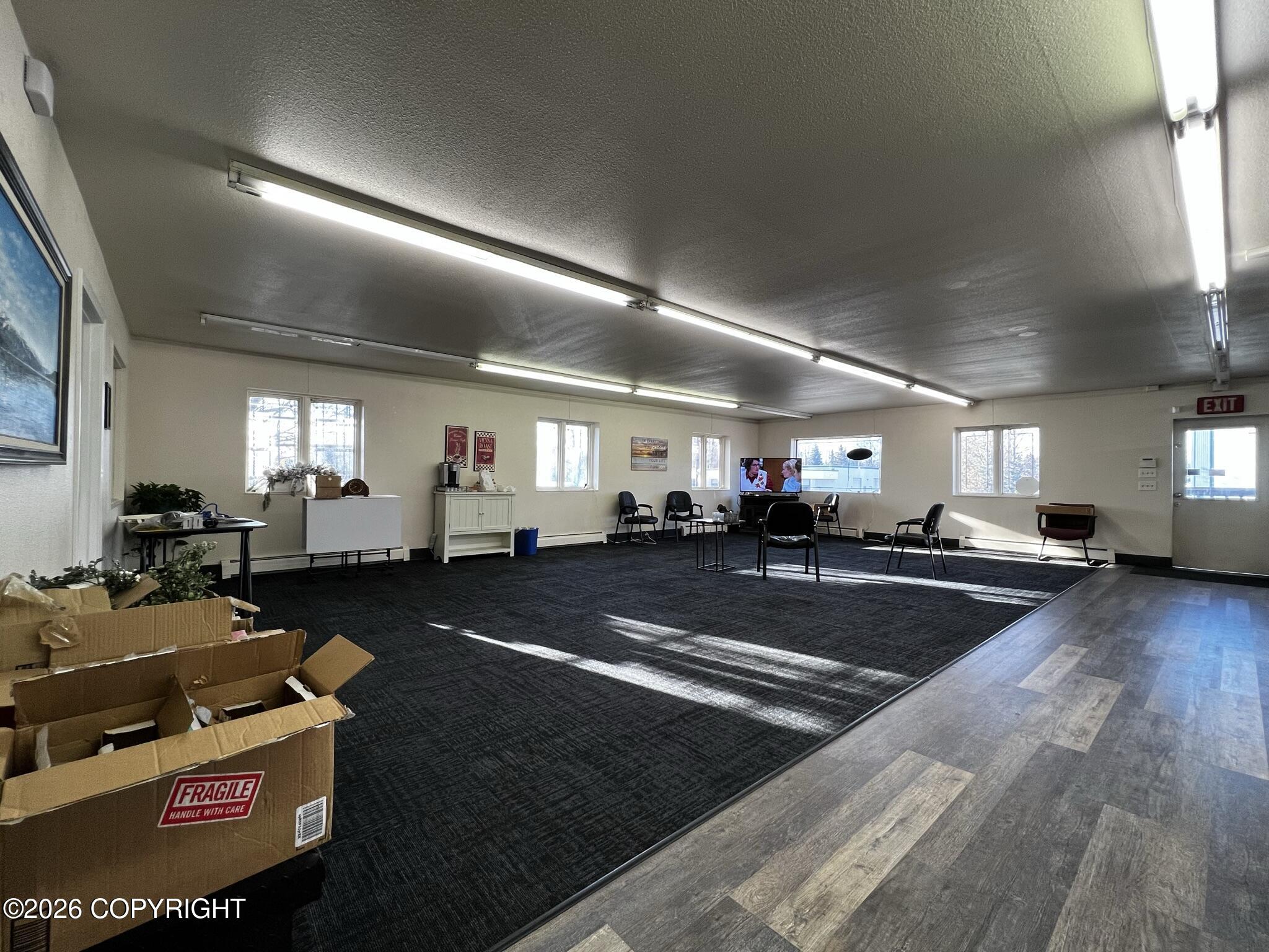 7337 Old Seward Highway Property Photo 3