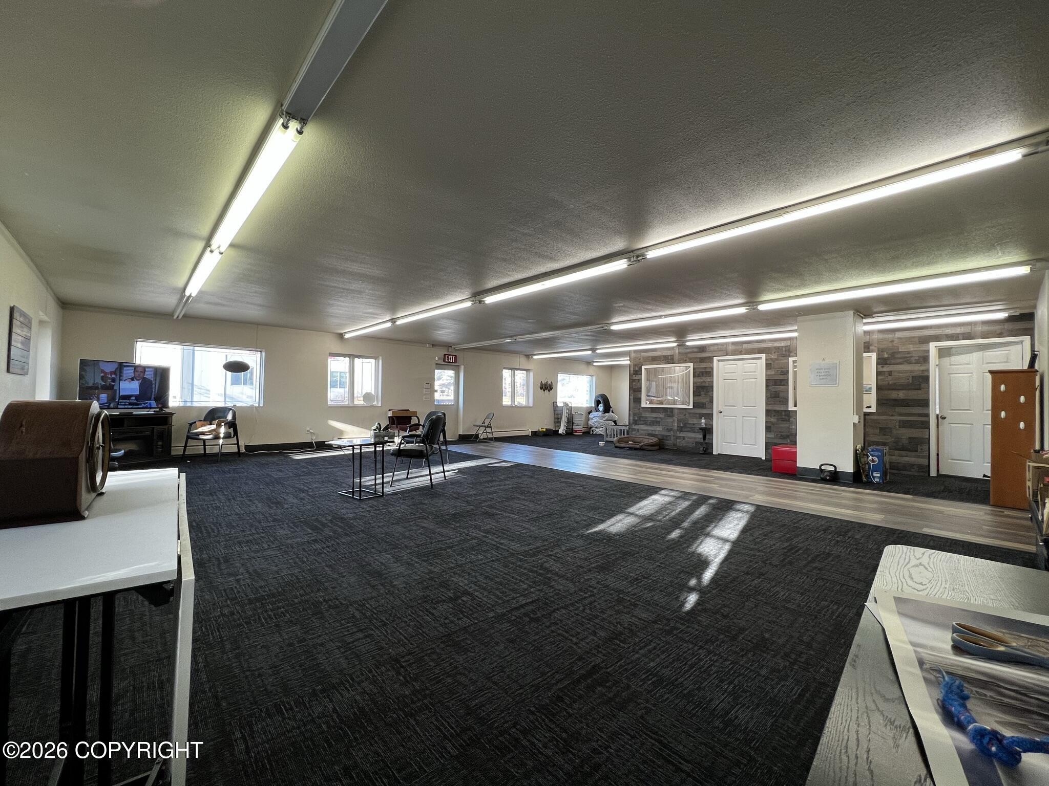 7337 Old Seward Highway Property Photo 4