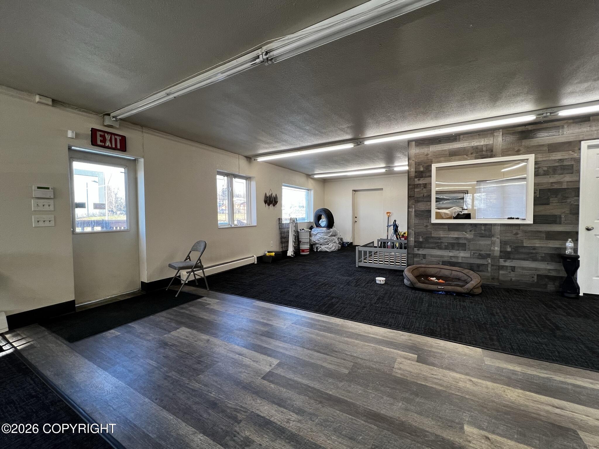 7337 Old Seward Highway Property Photo 5