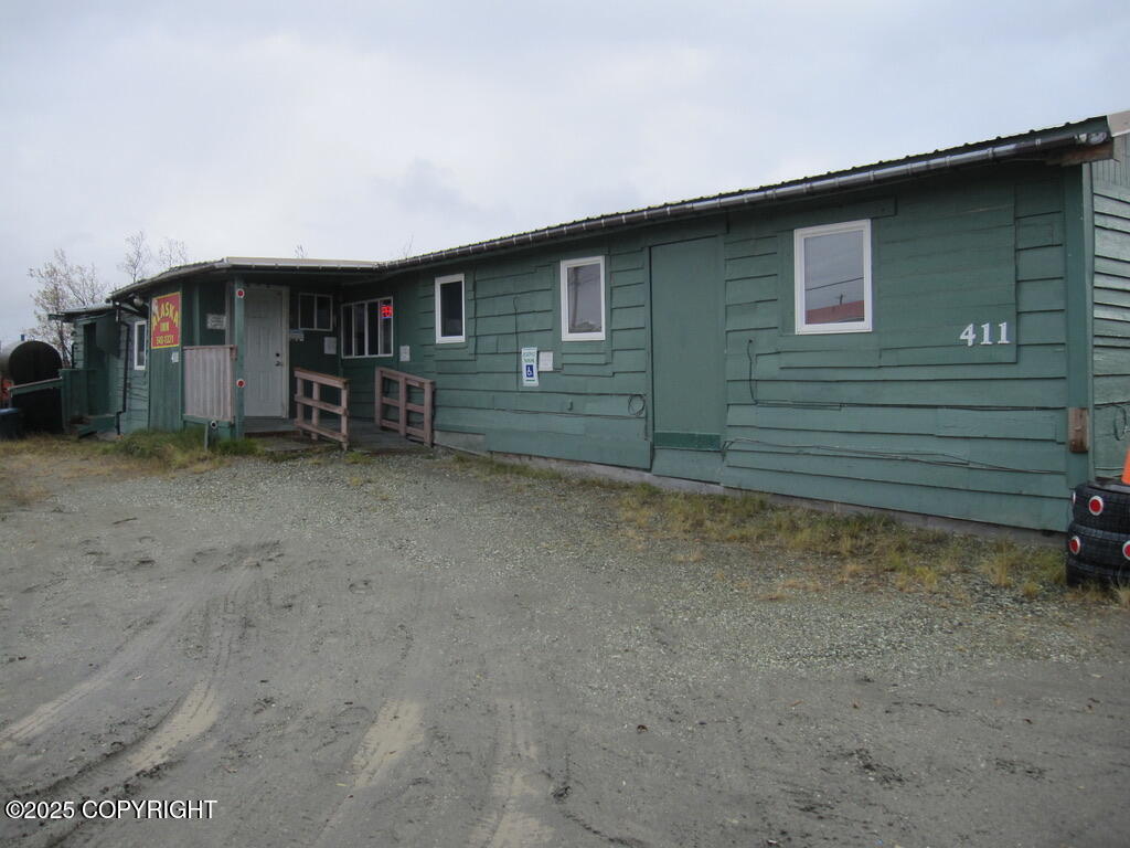 411-413 4th Avenue Property Photo 1