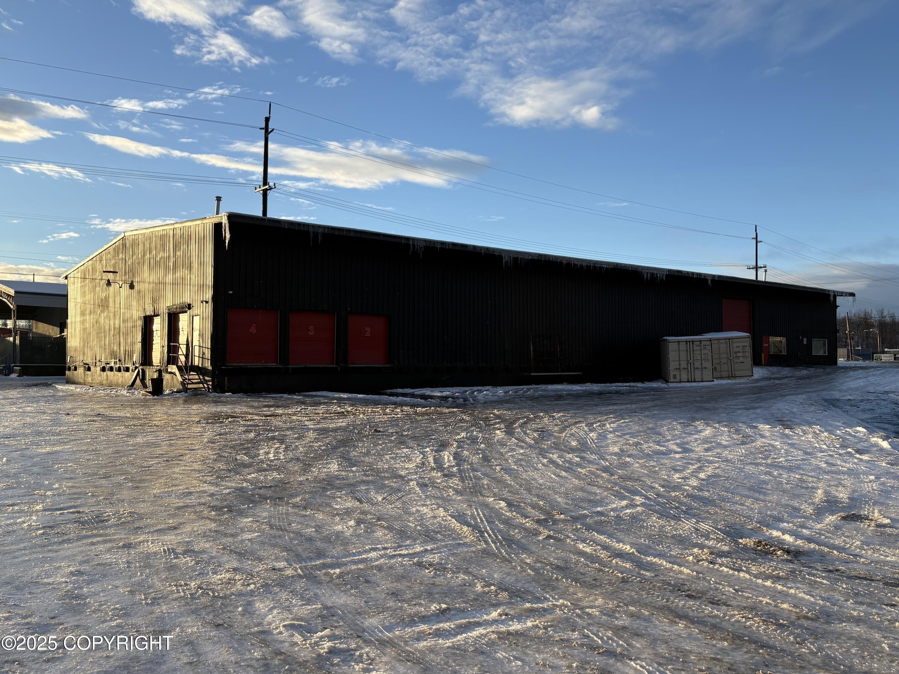 209 N Post Road Property Photo 2