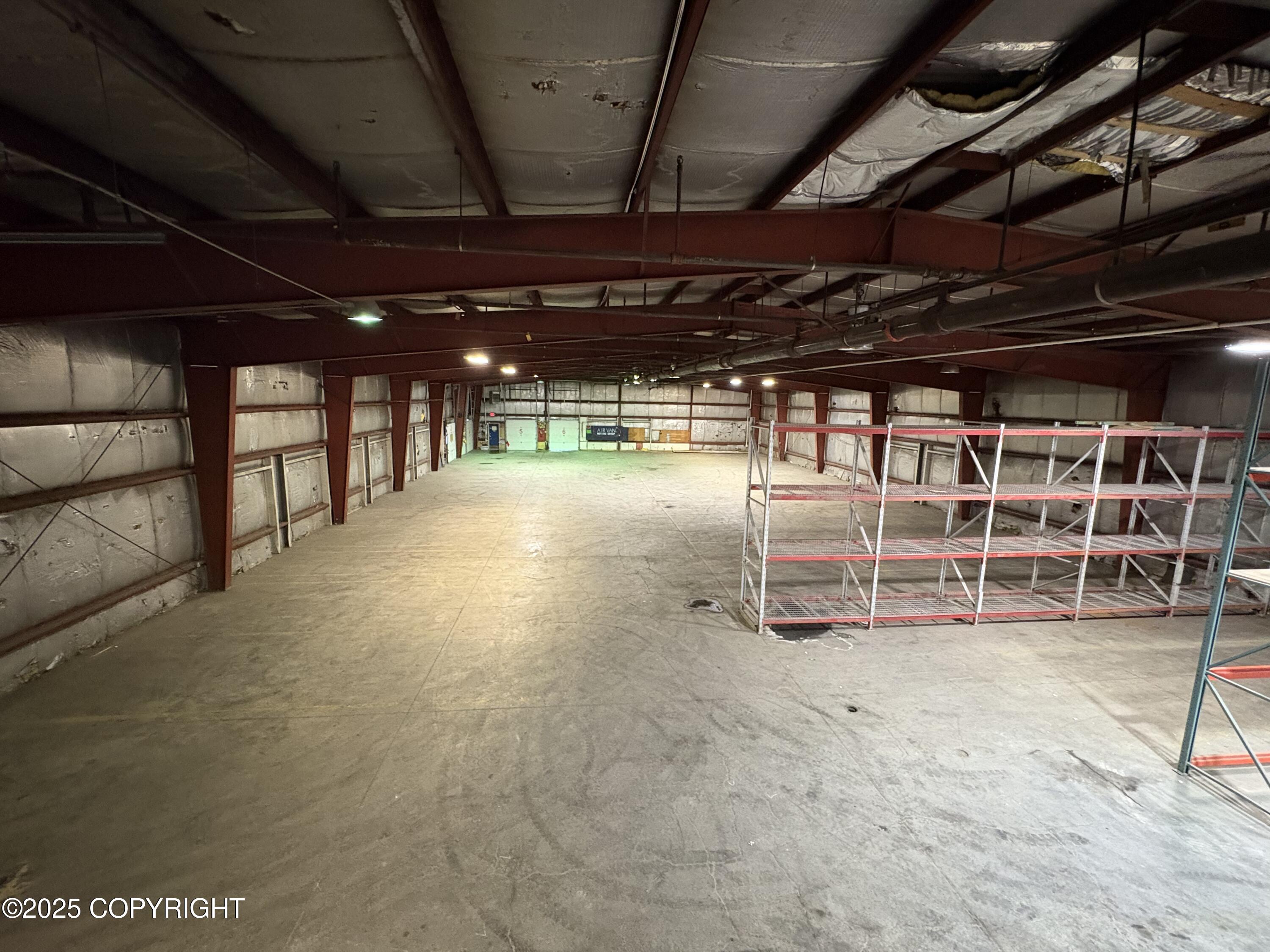 209 N Post Road Property Photo 8