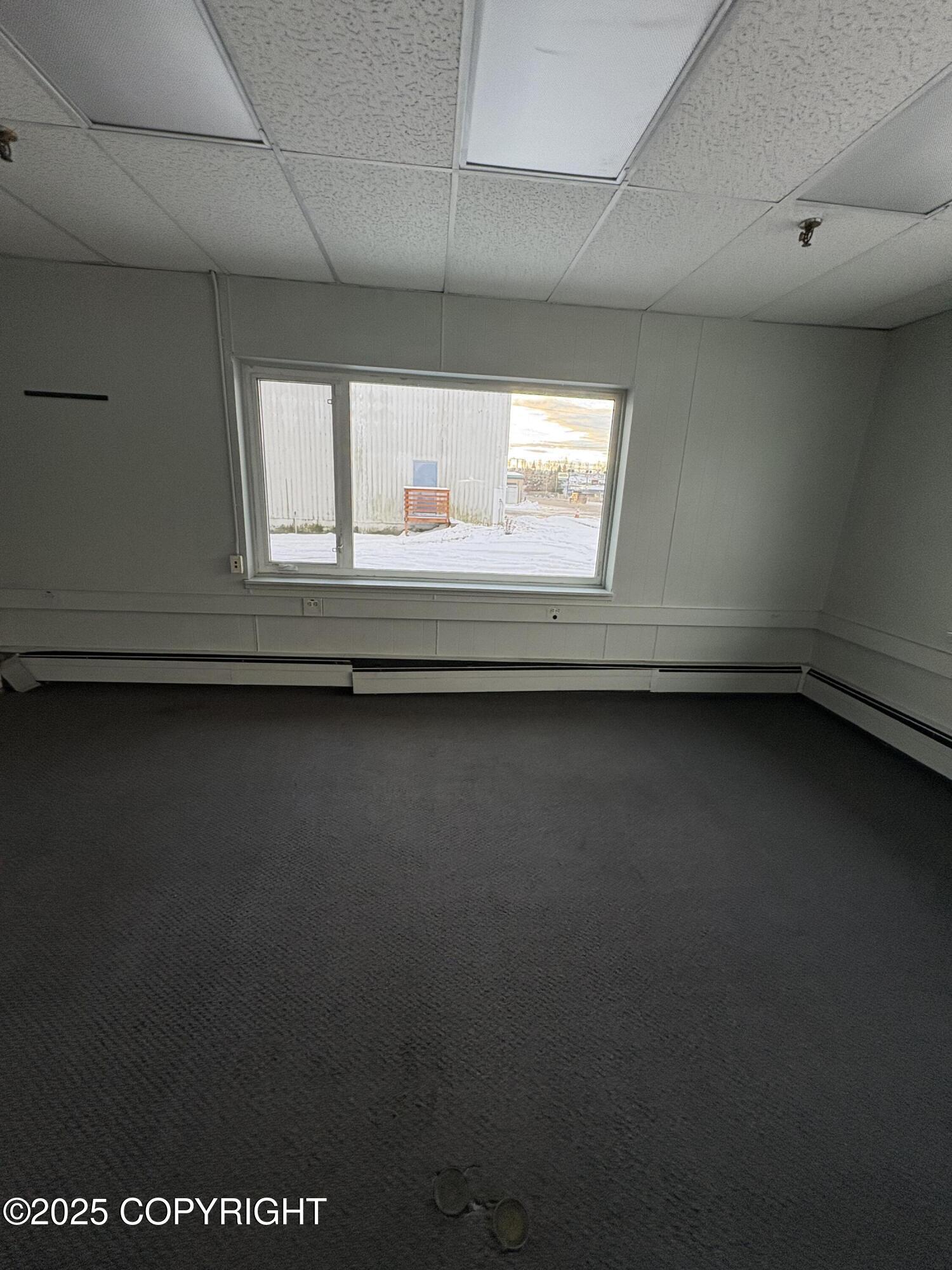 209 N Post Road Property Photo 10