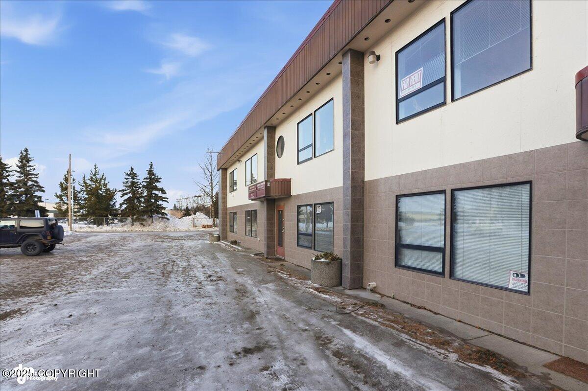500 W 27th Avenue #d Property Photo 4