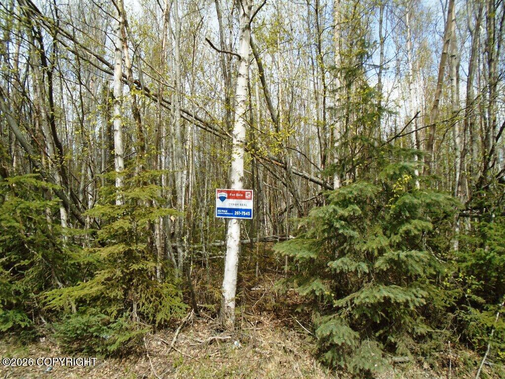 6661 S Lark Circle Property Photo 1