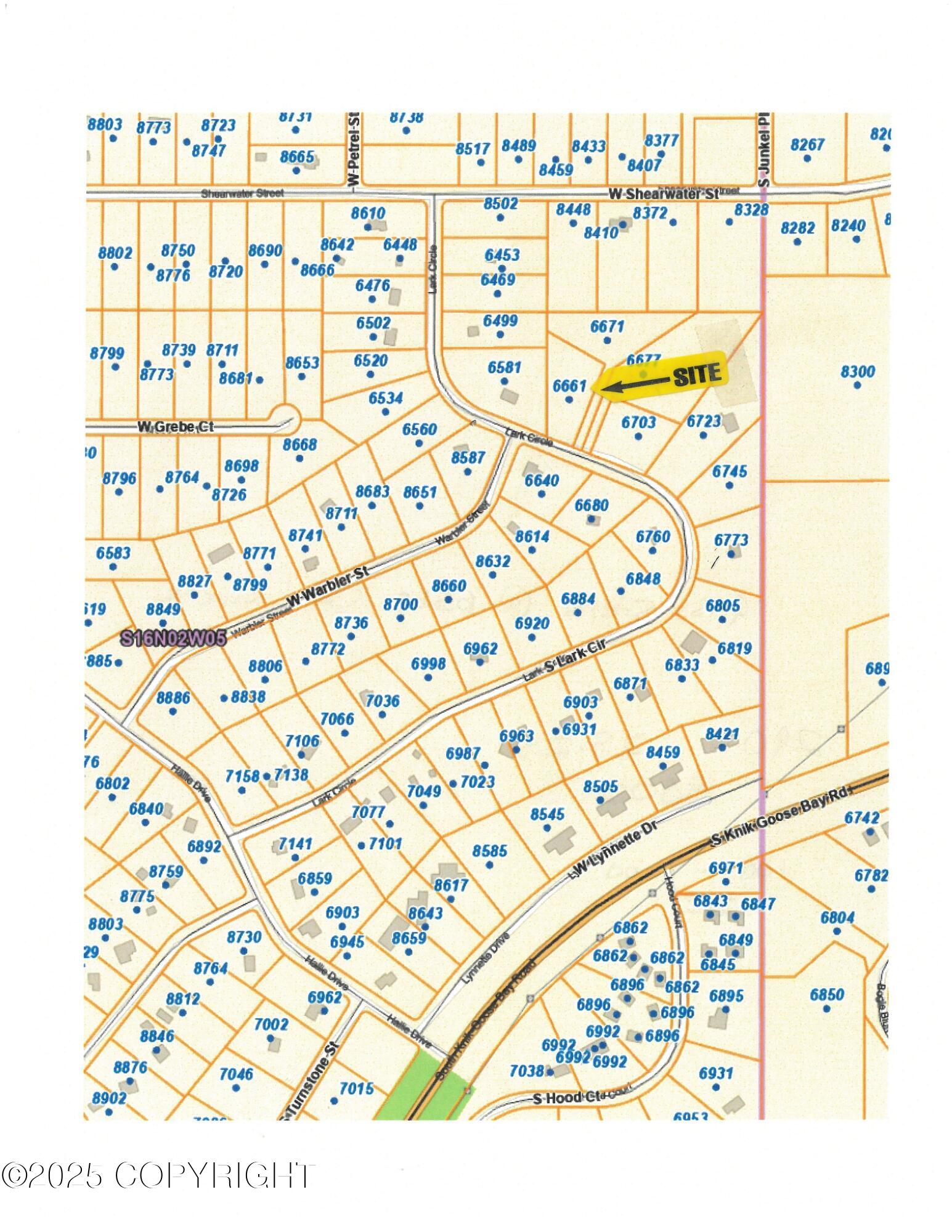 6661 S Lark Circle Property Photo 8
