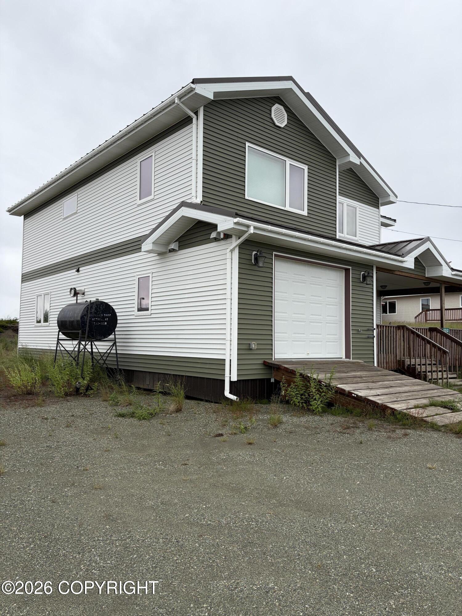 5512 Isaac Hawk Property Photo 6