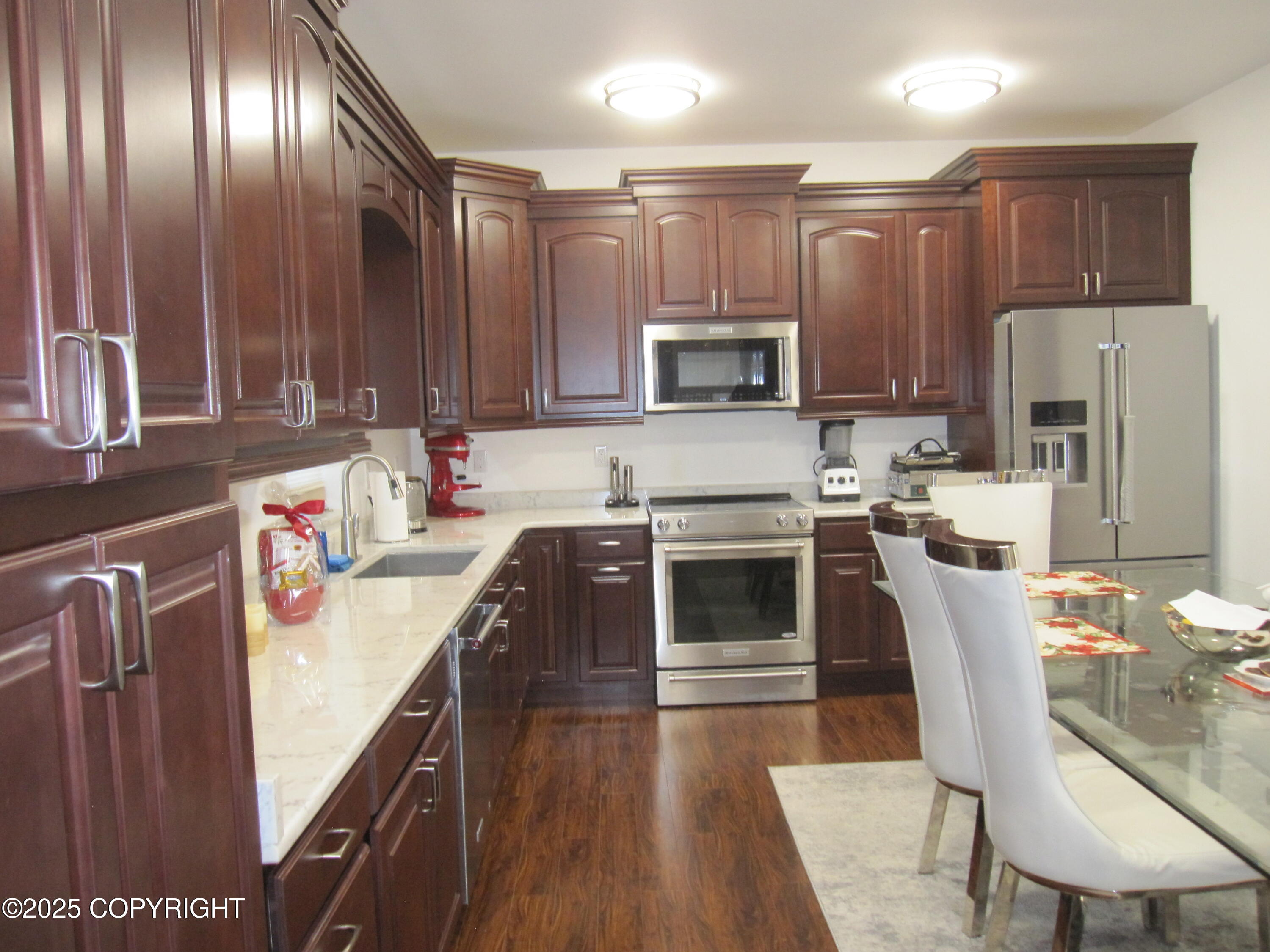 5512 Isaac Hawk Property Photo 12