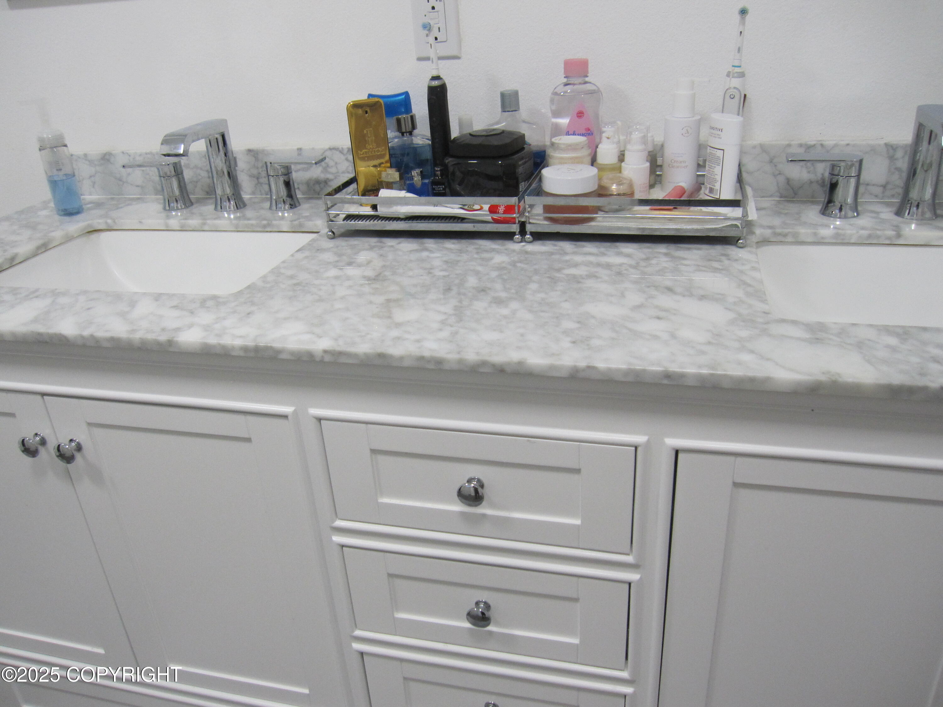 5512 Isaac Hawk Property Photo 17