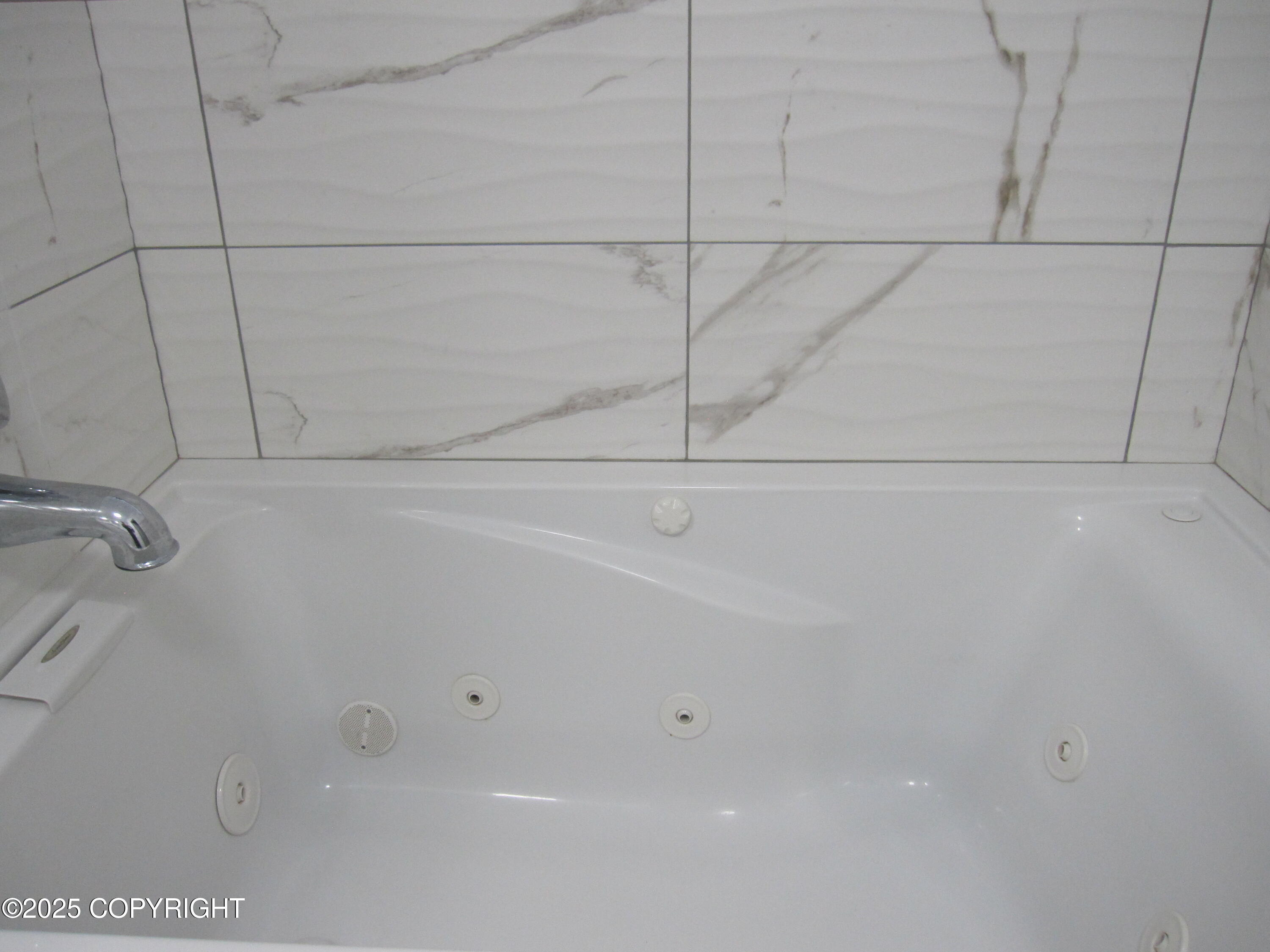 5512 Isaac Hawk Property Photo 18