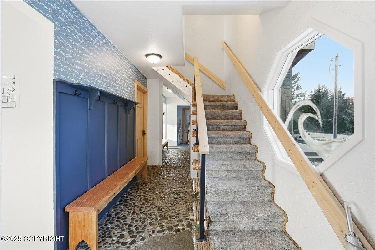 895 Ocean Drive Loop Property Photo 6