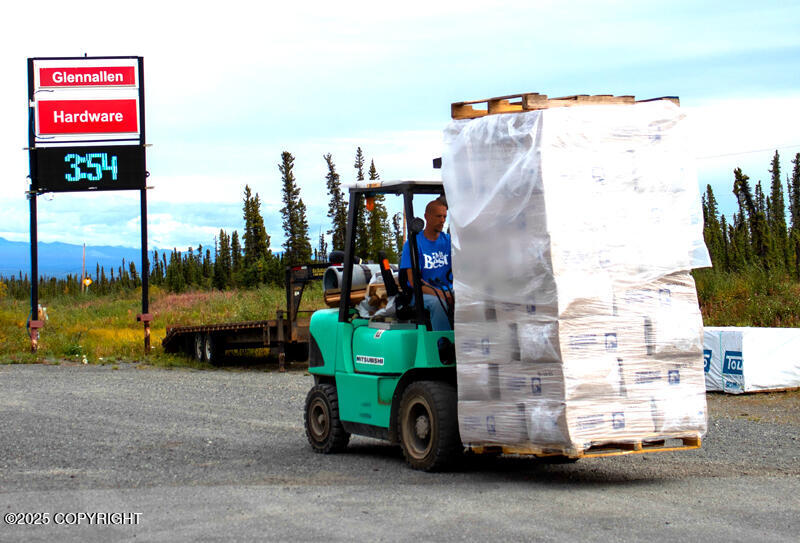 Mile 185 Glenn Highway Property Photo 21