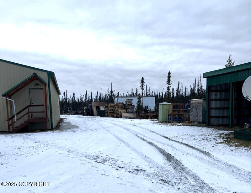 Mile 185 Glenn Highway Property Photo 13