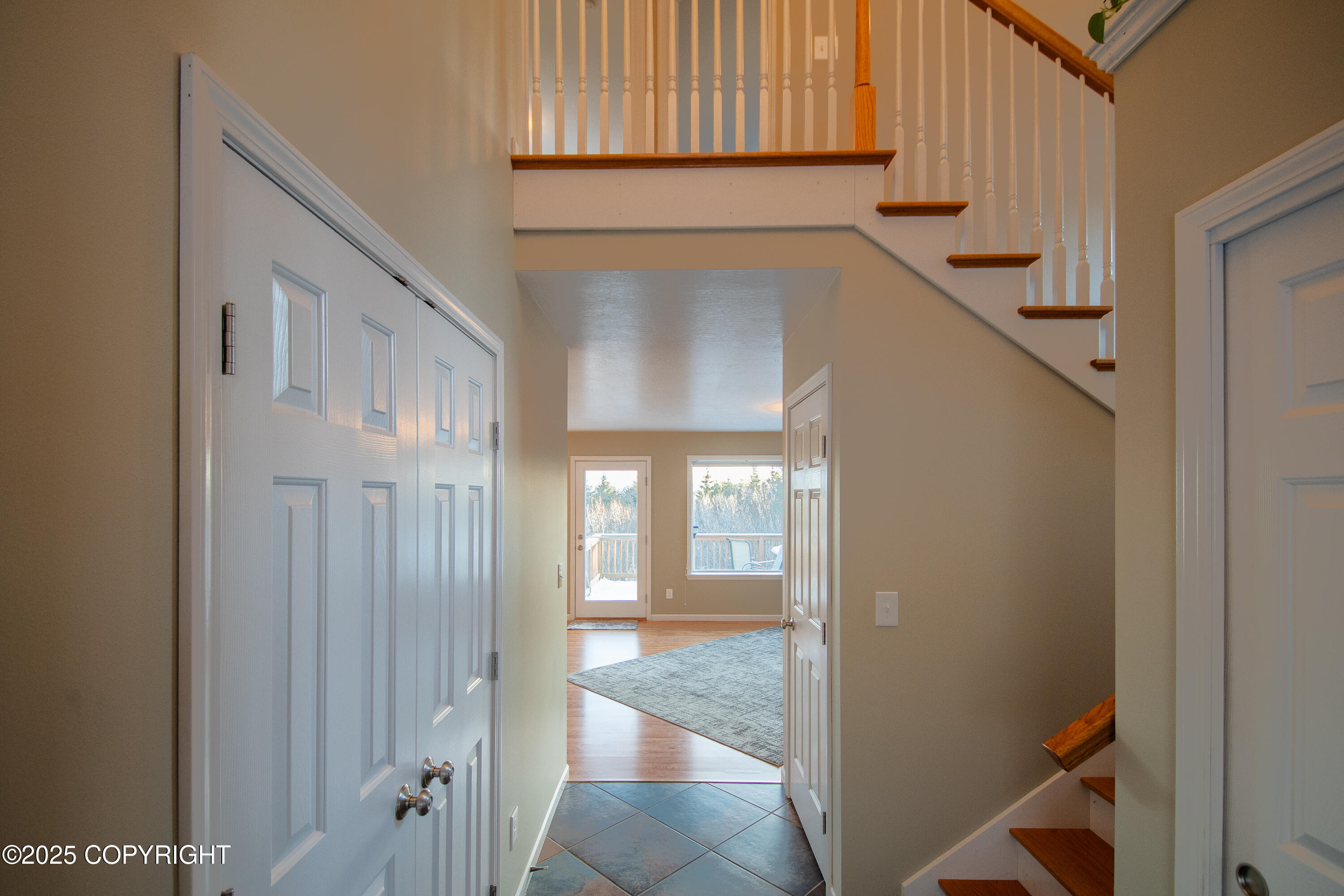 925 Soundview Avenue Property Photo 4