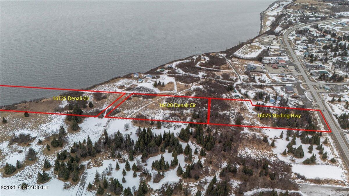 16075 Sterling Highway Property Photo 3