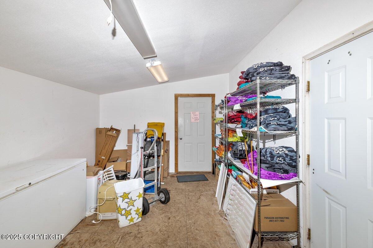 24185 Sterling Highway Property Photo 34
