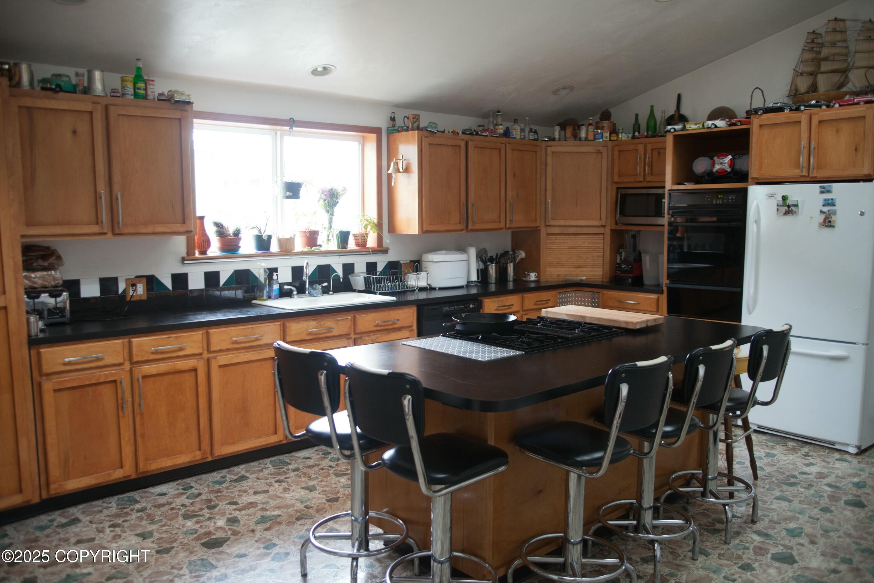 11-15 2nd Avenue Property Photo 19