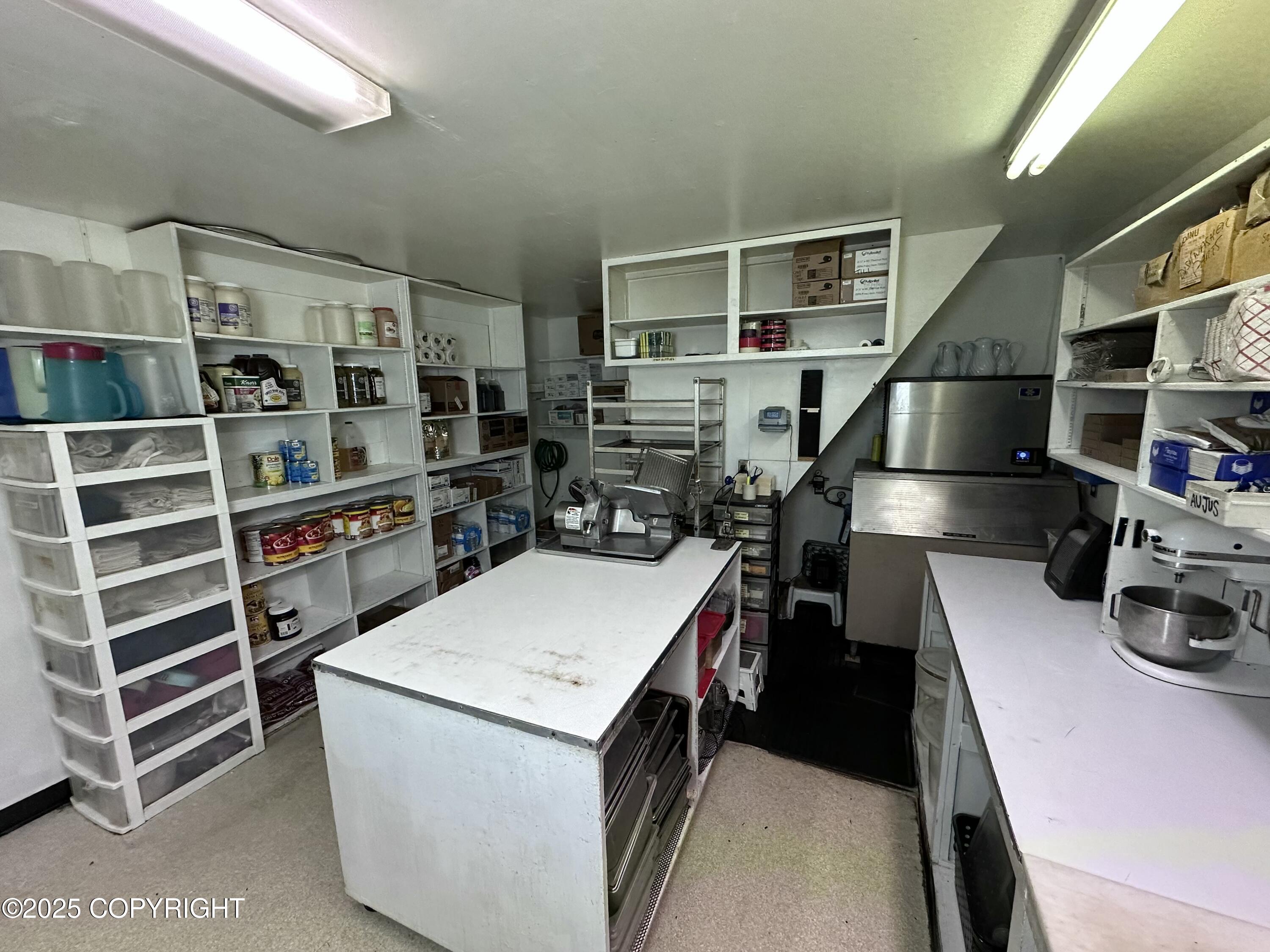 11-15 2nd Avenue Property Photo 32