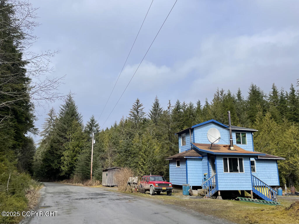 L5b Setter Lake Road Property Photo 23