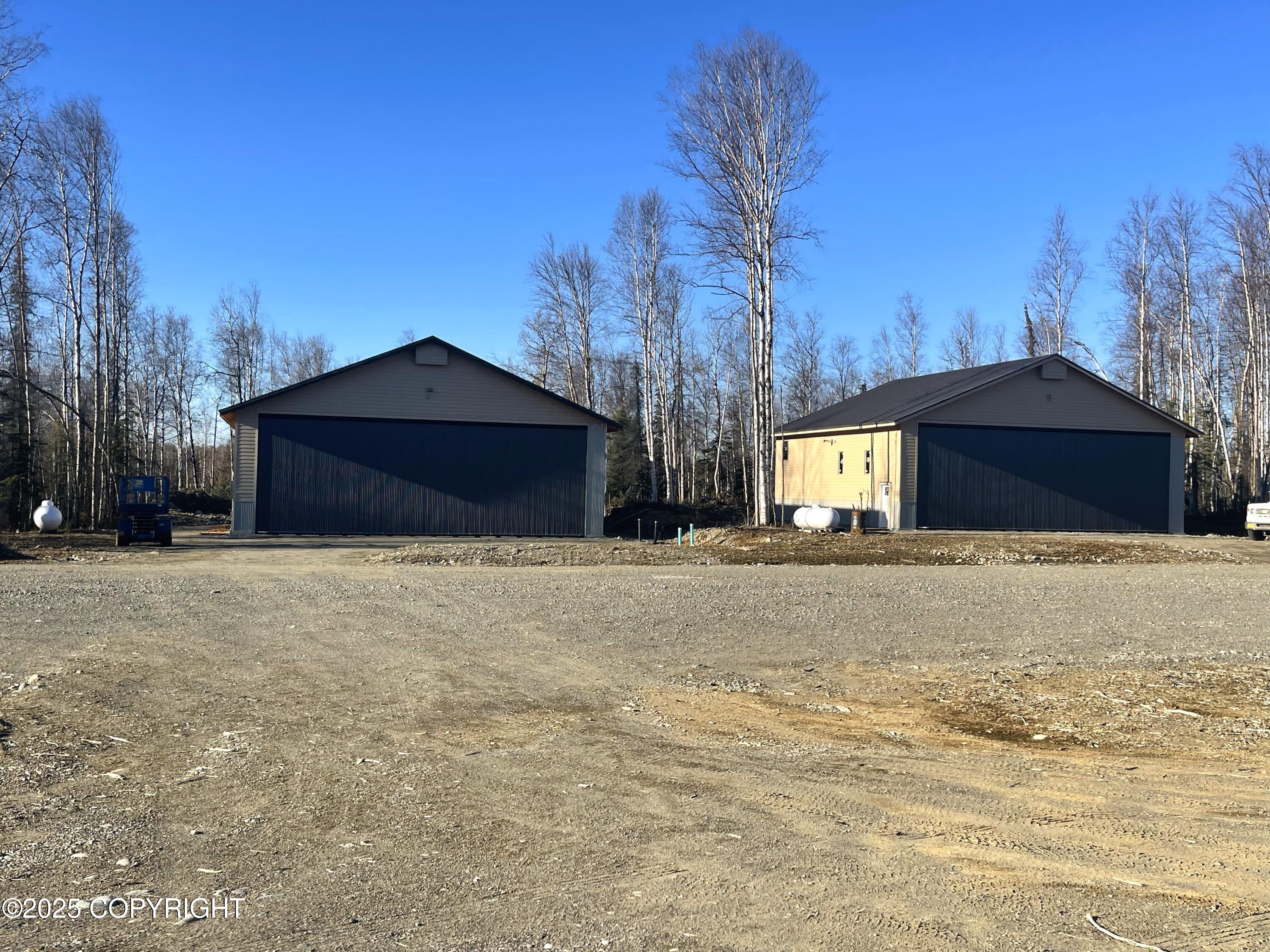 45307 S Upwind Circle Property Photo 18