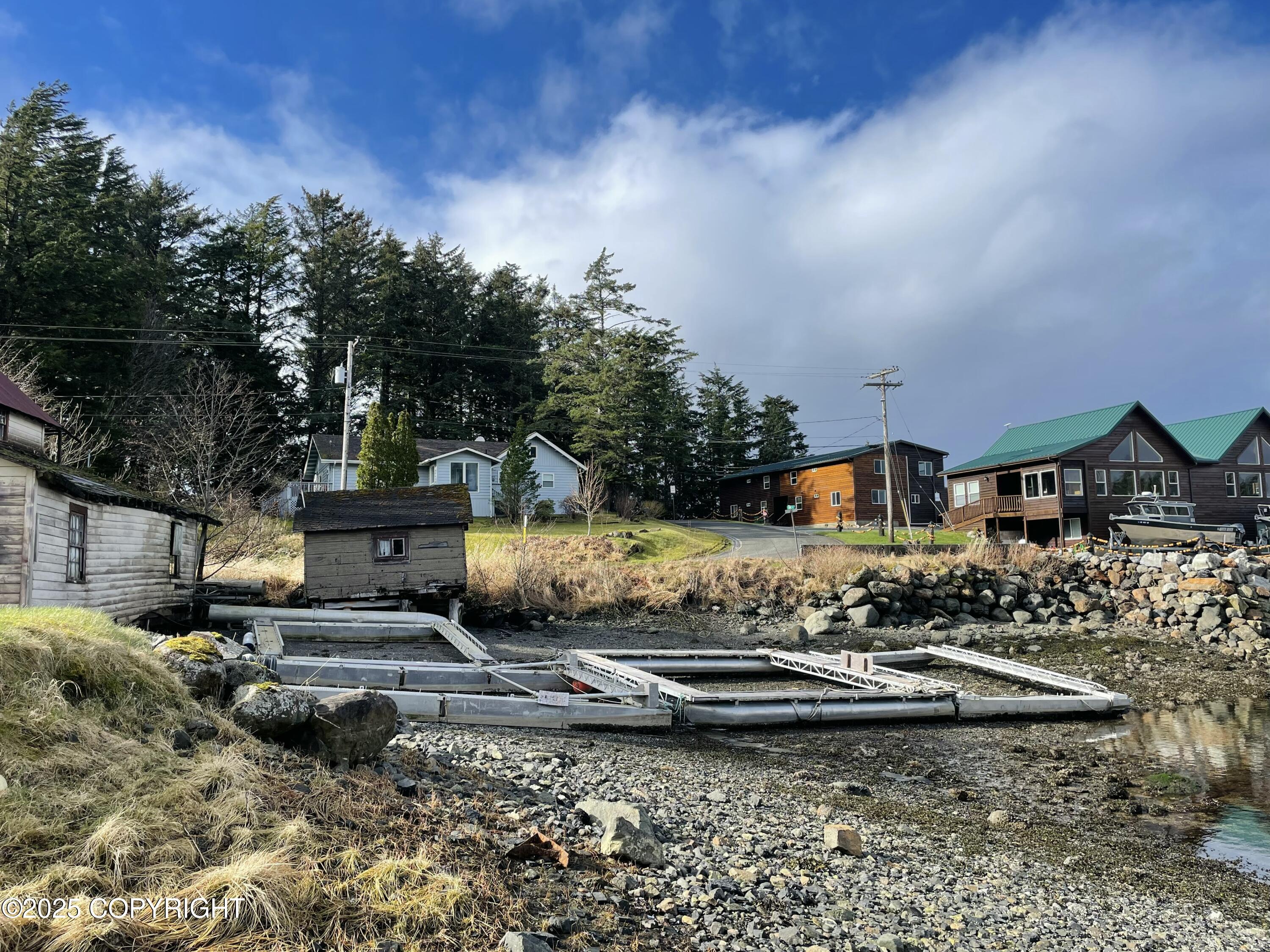 300 9th Street Property Photo 4