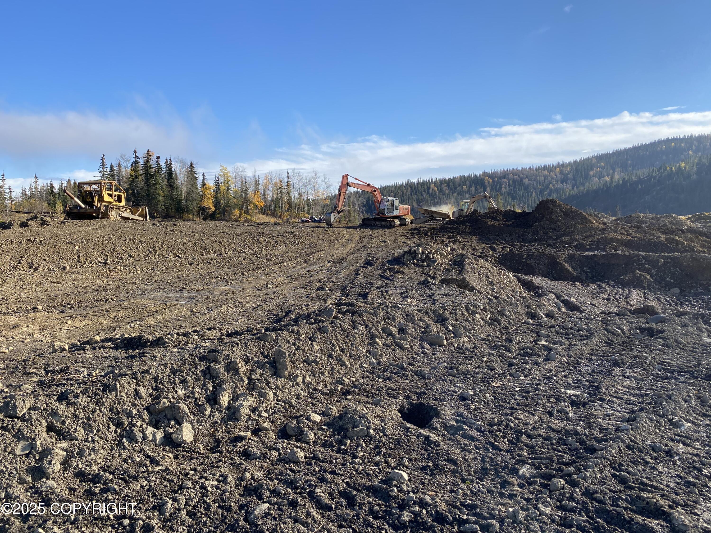 000 Moore Creek Gold Mine Property Photo 11