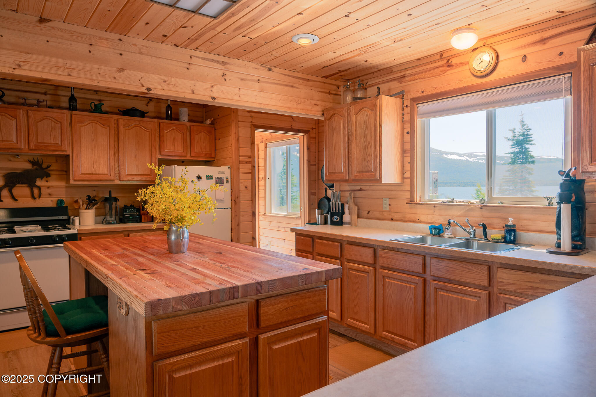 L14 B5 Keyes Point Property Photo 7