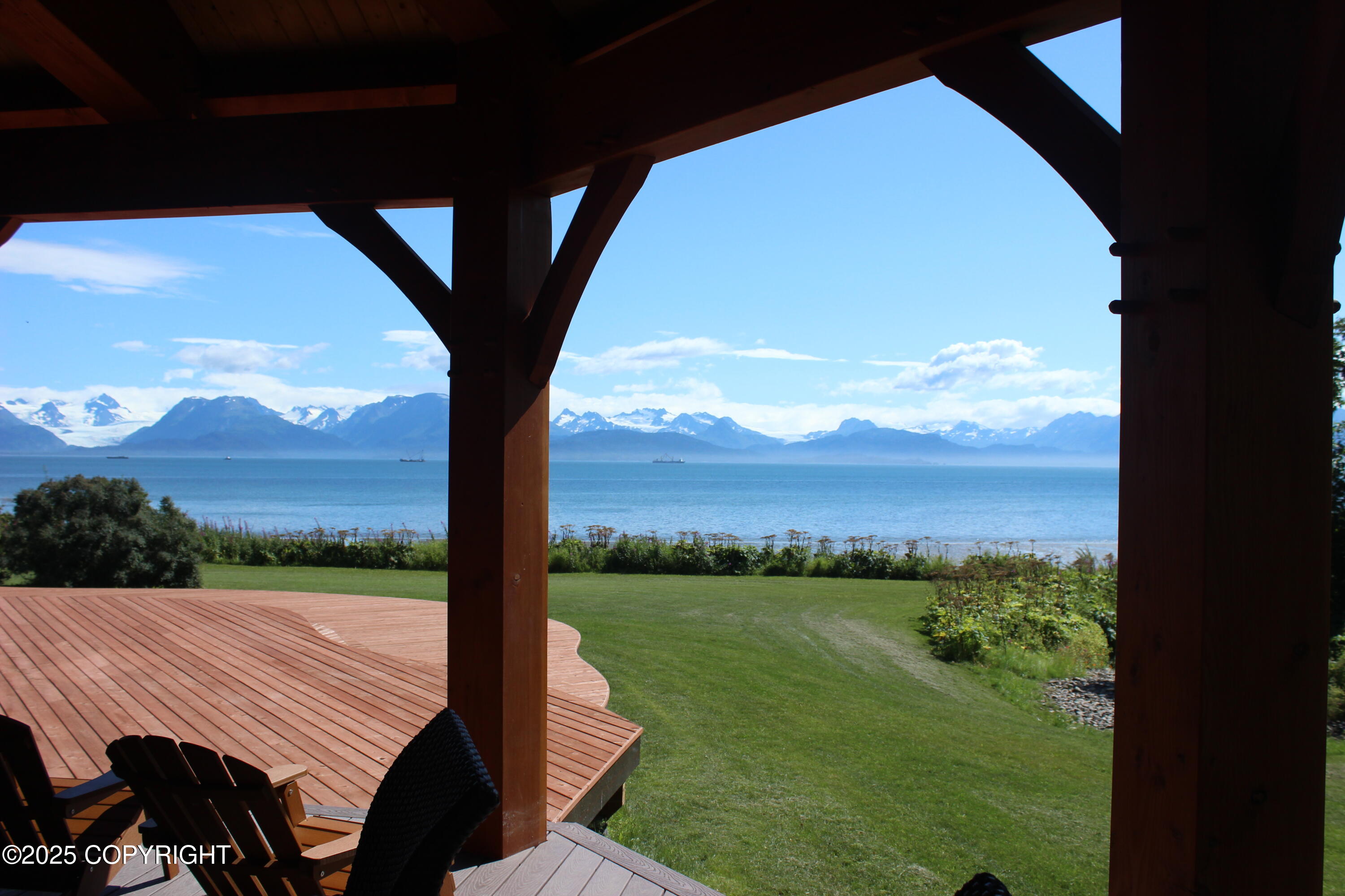 5260 Kachemak Drive Property Photo 7