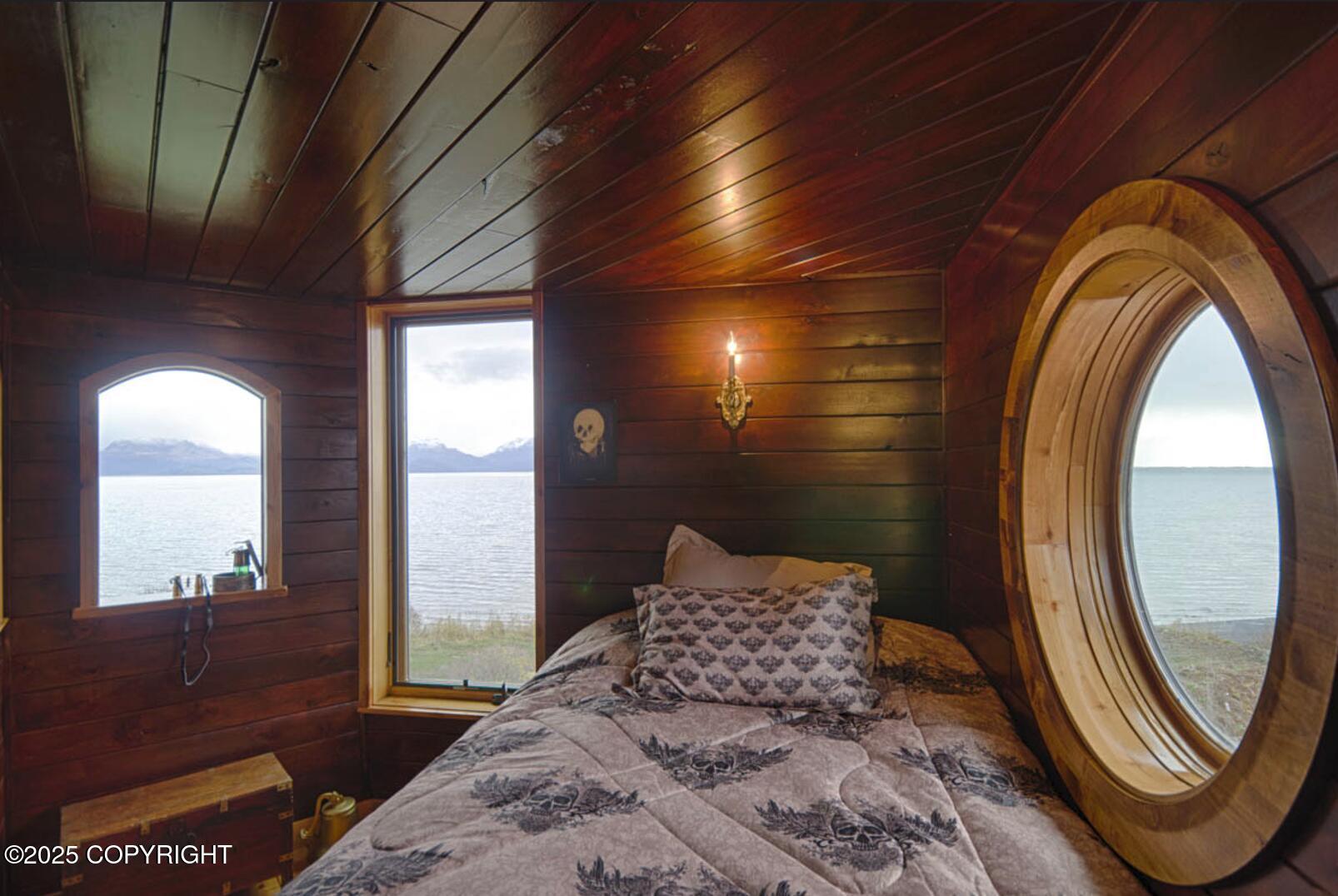 5260 Kachemak Drive Property Photo 15