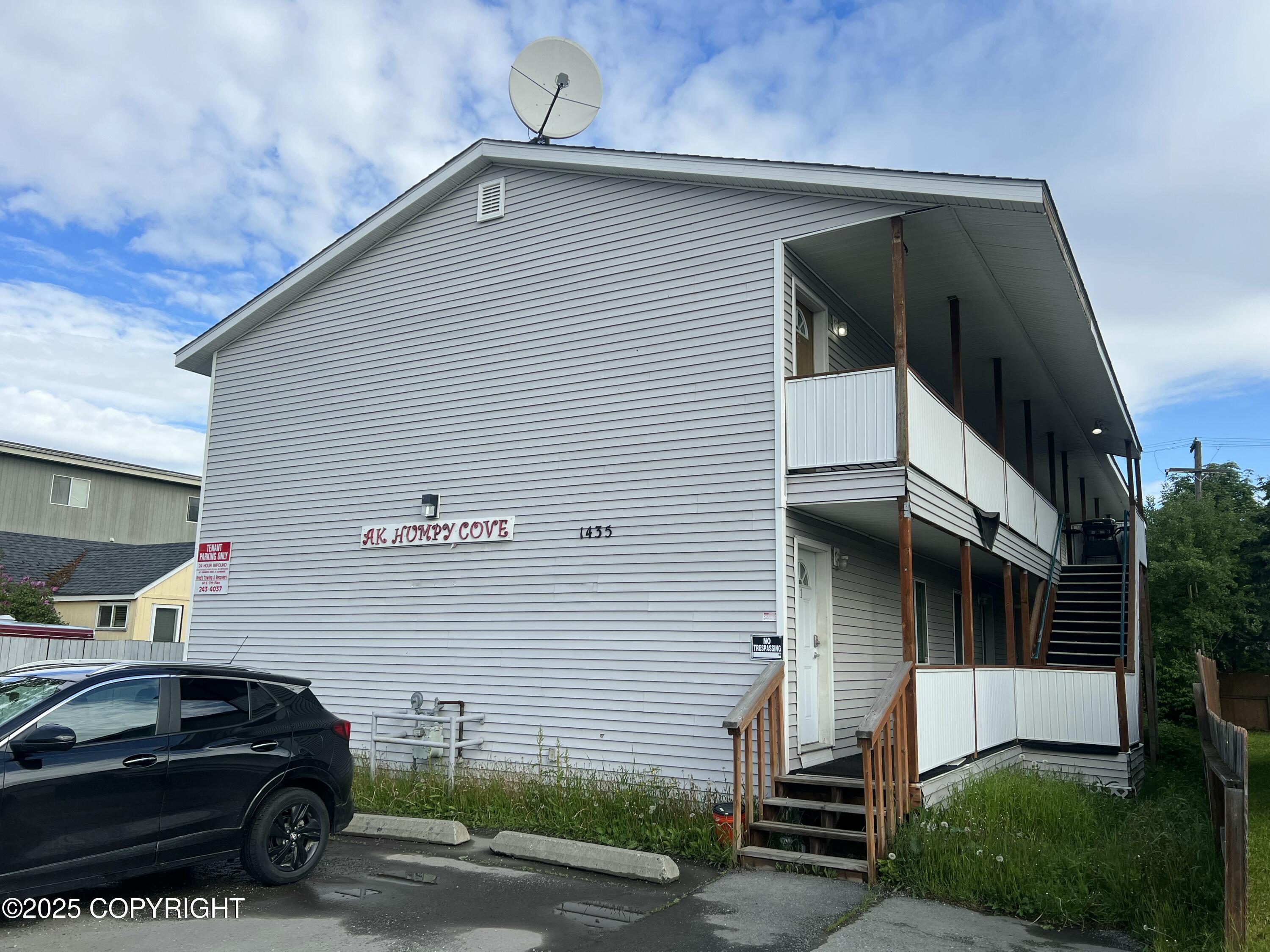 1435 W 25th Avenue Property Photo 17