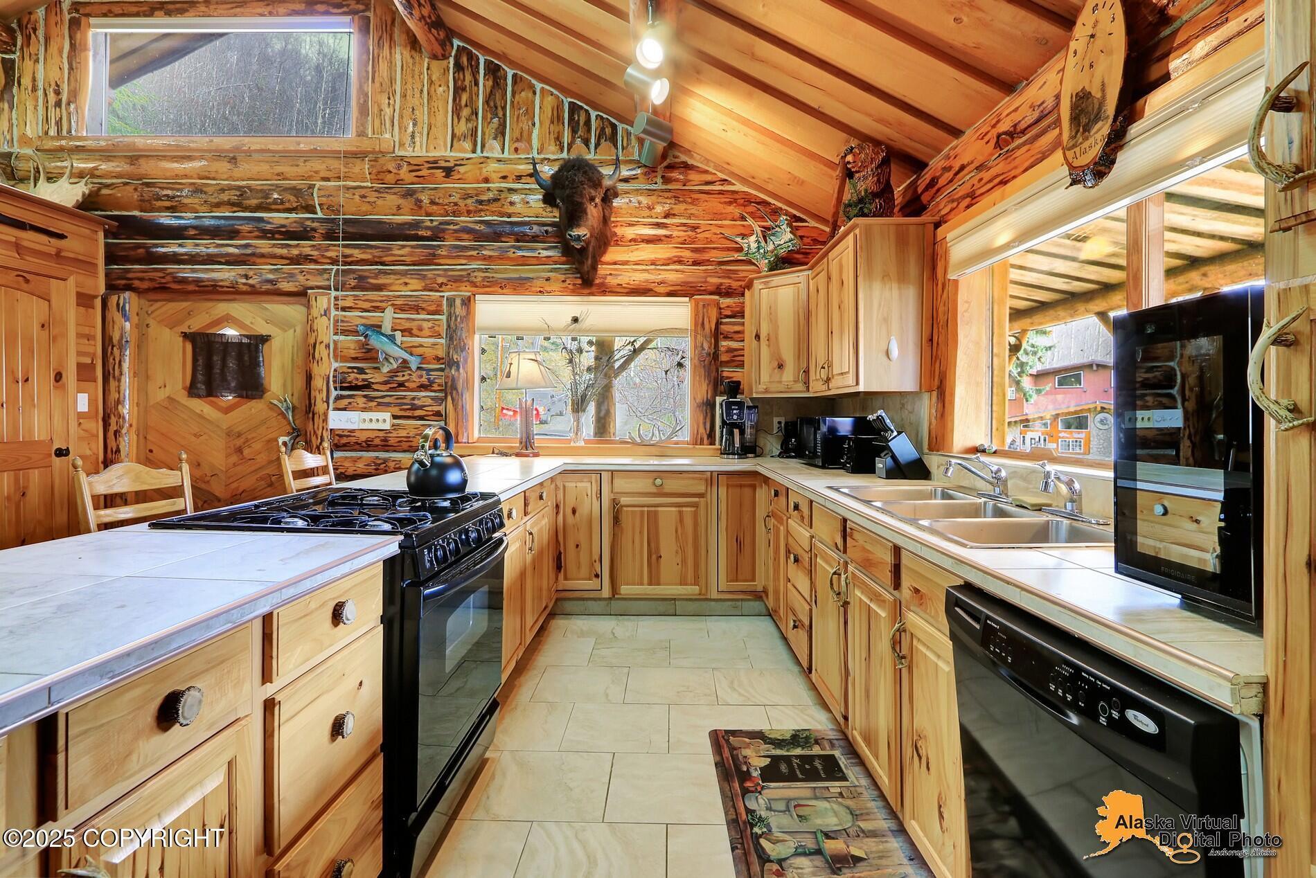 206 Huot Circle Property Photo 12