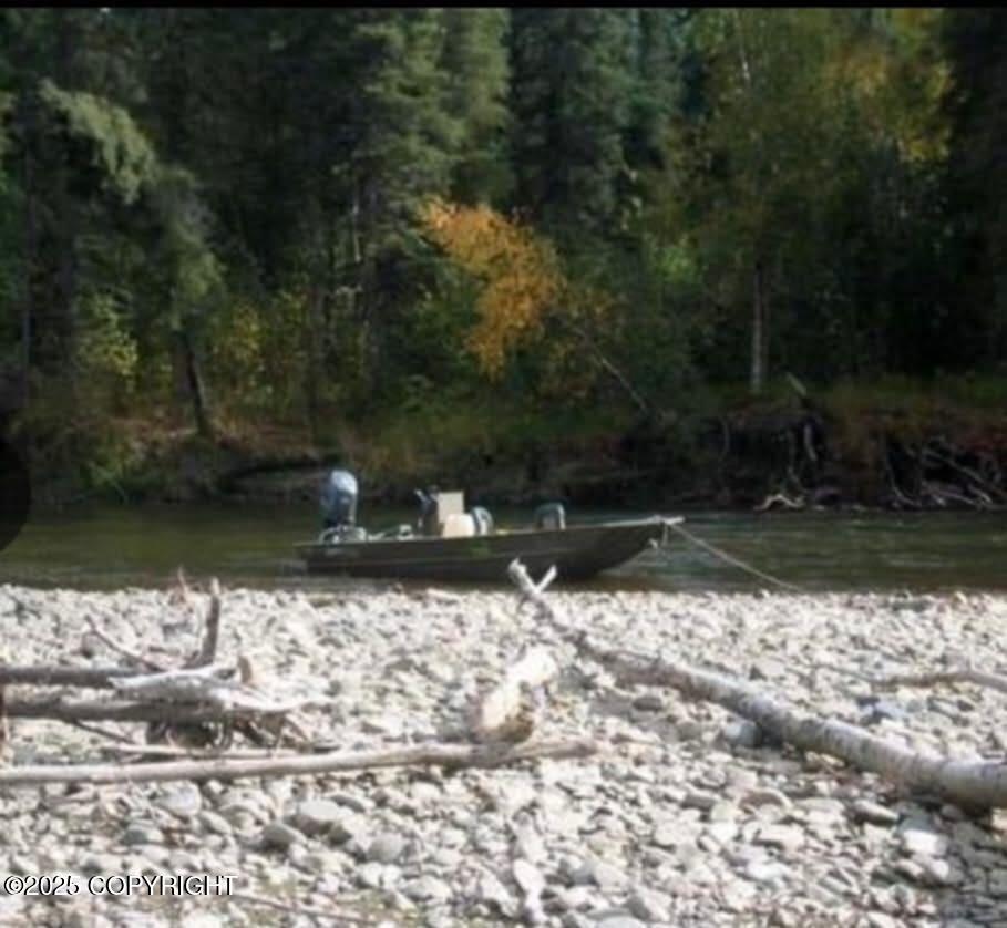 Uss #2354 Aniak River Property Photo 4