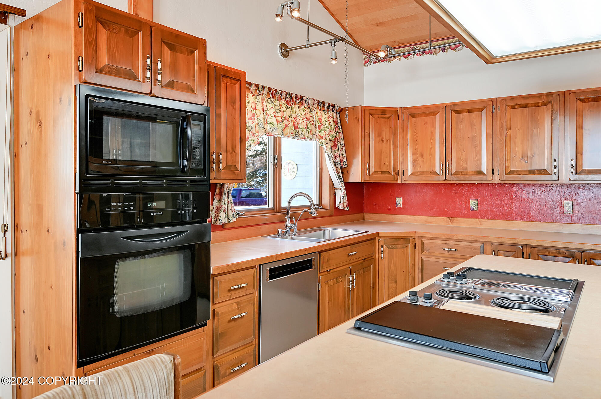 2795 Watergate Way Property Photo 21