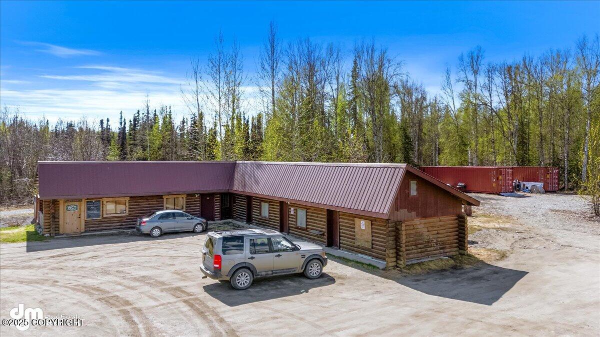 33900 W Parks Highway Property Photo 3