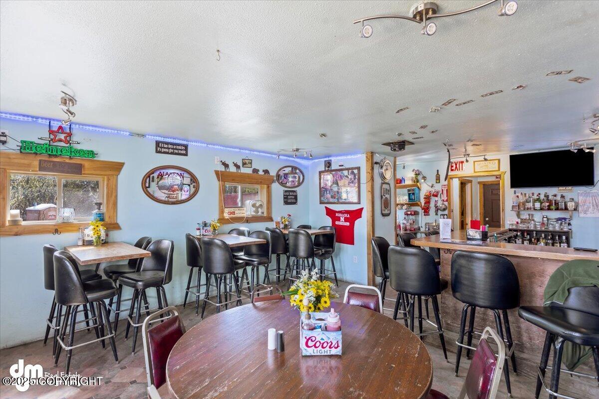 33900 W Parks Highway Property Photo 6